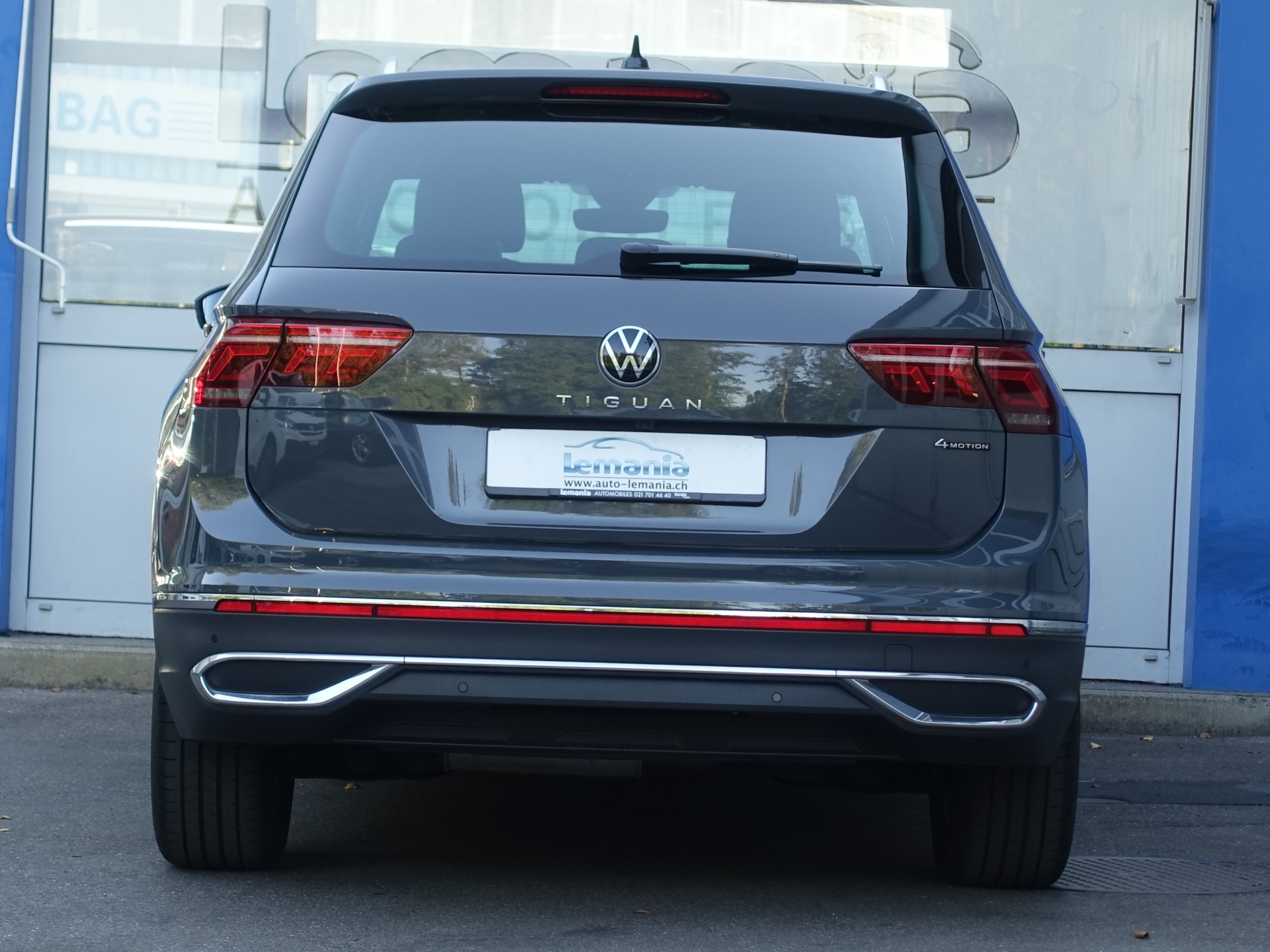VW Tiguan 2.0 TDI SCR Elegance 4Motion DSG-image-5
