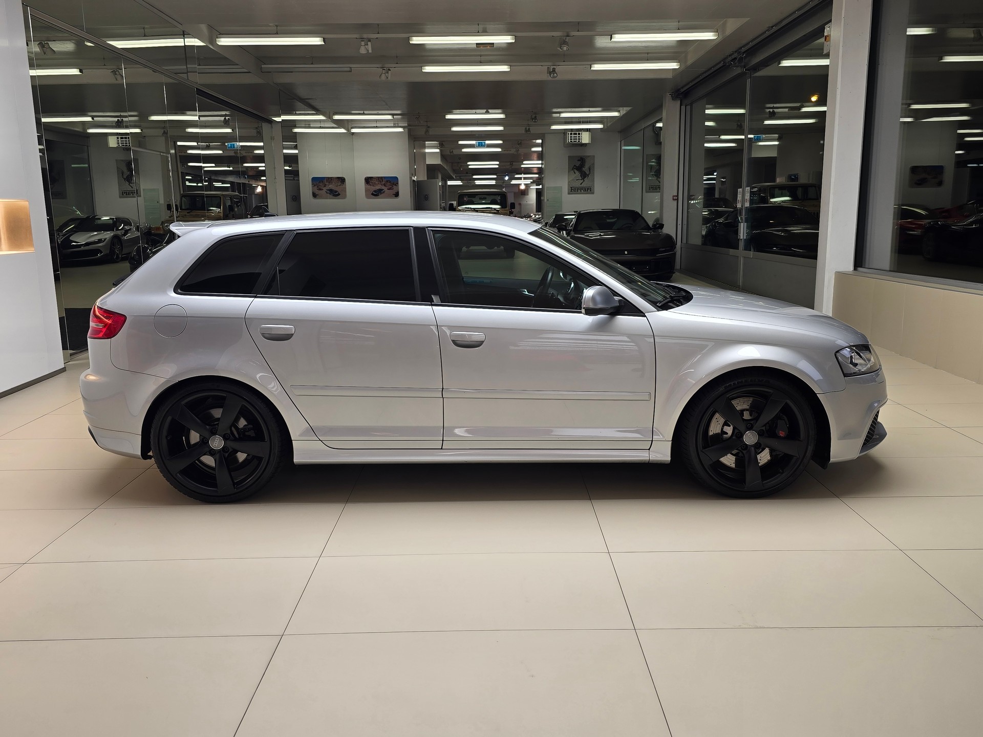 AUDI RS3 Sportback 2.5 TFSI quattro S-tronic ABT-image-3