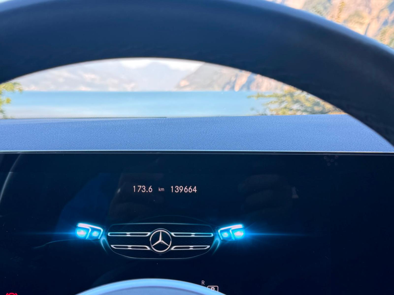 MERCEDES-BENZ GLA 200d 4Matic Progressive 8G-DCT-image-23