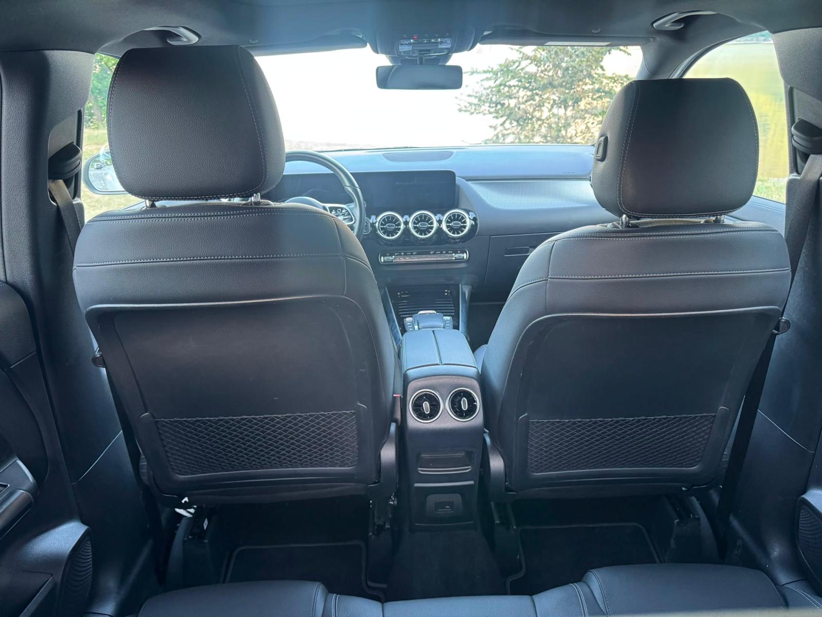 MERCEDES-BENZ GLA 200d 4Matic Progressive 8G-DCT-image-12