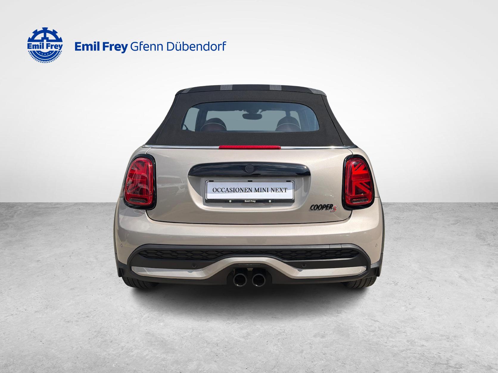 MINI Cabrio Cooper S-image-8