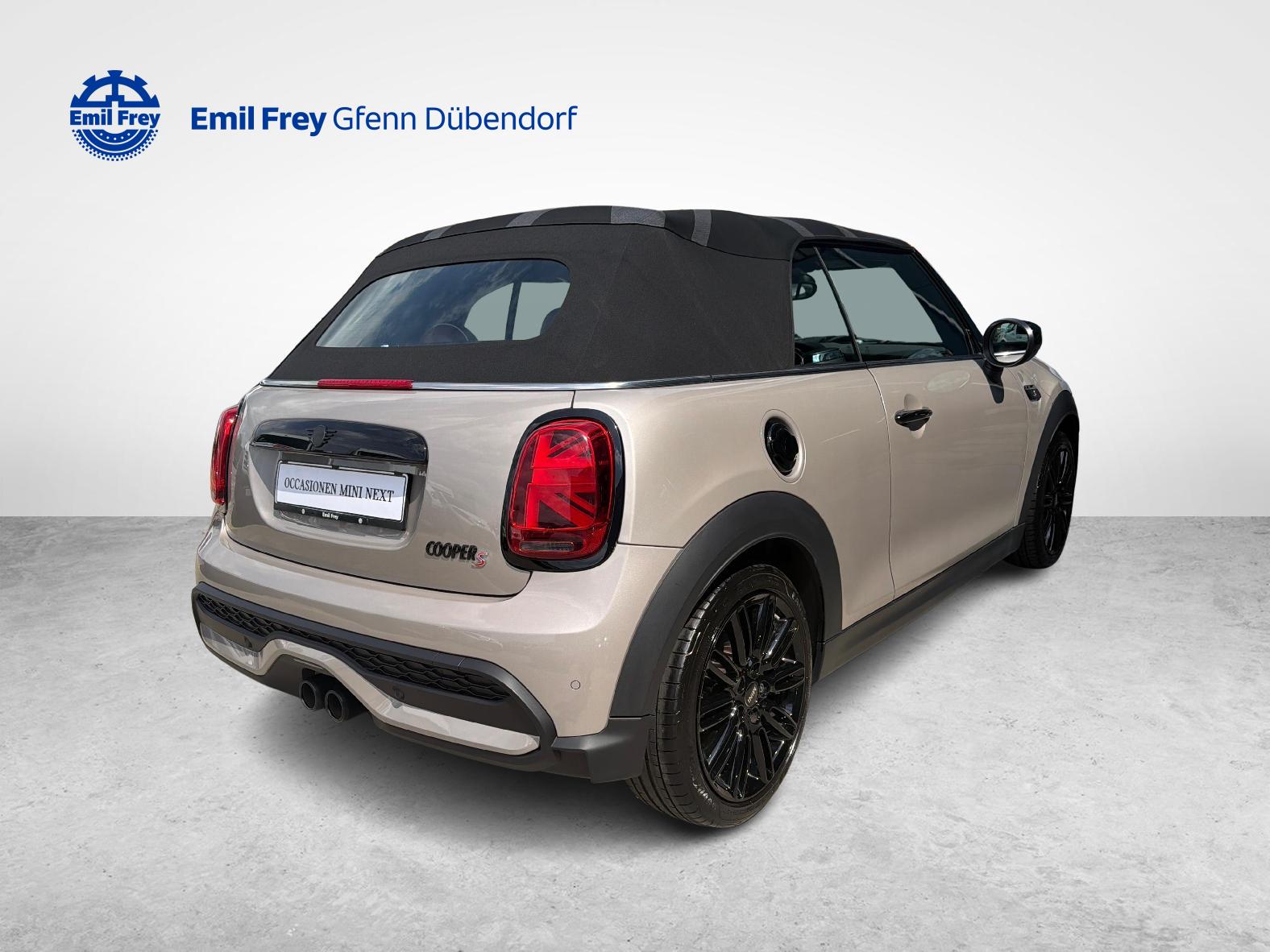 MINI Cabrio Cooper S-image-1