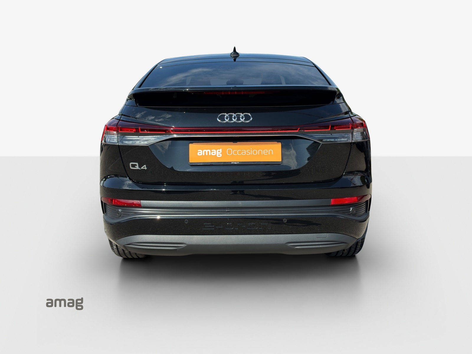 AUDI Q4 Sportback e-tron 40-showroom-element-3