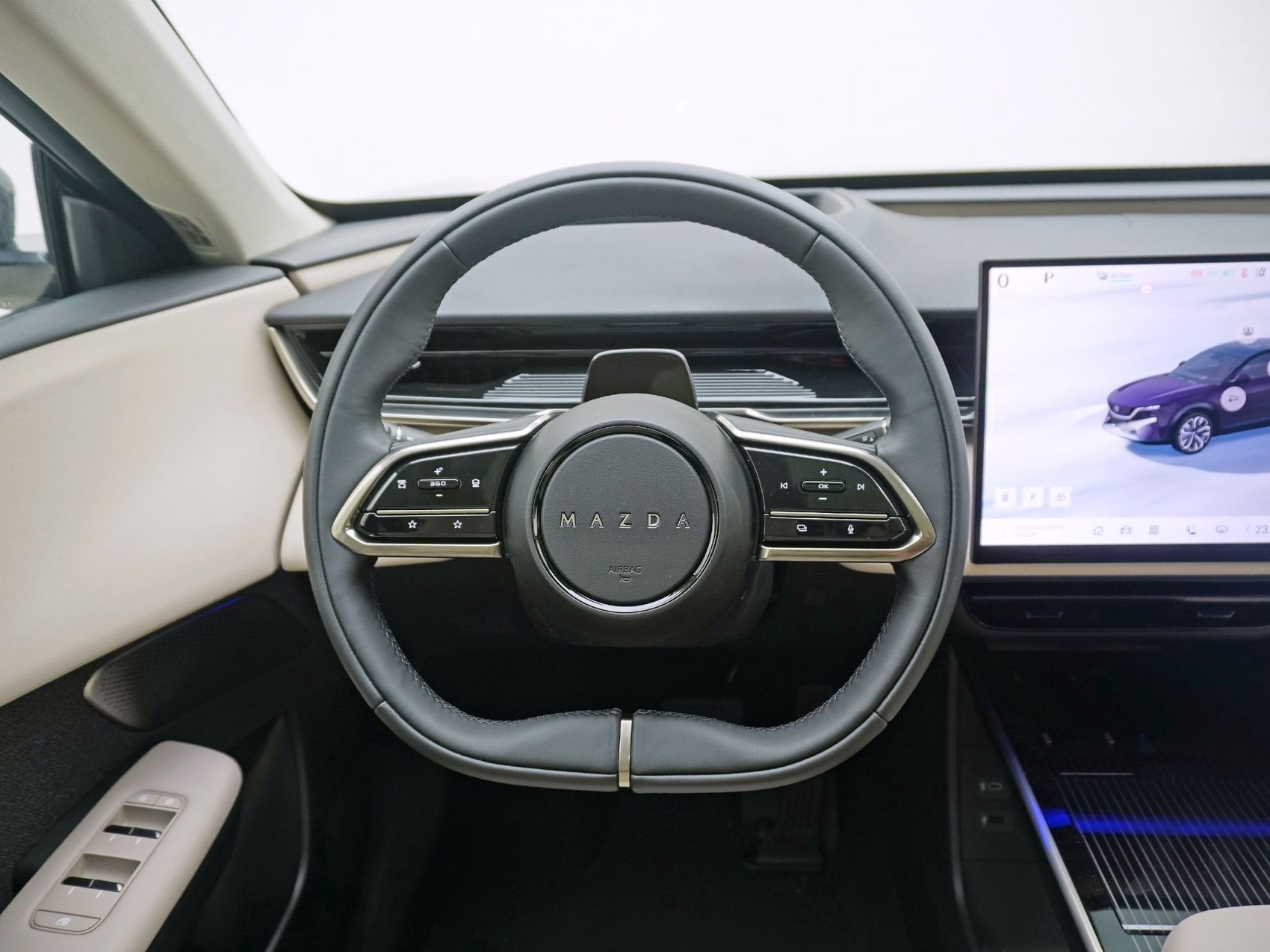 MAZDA CX-6e Takumi-image-9