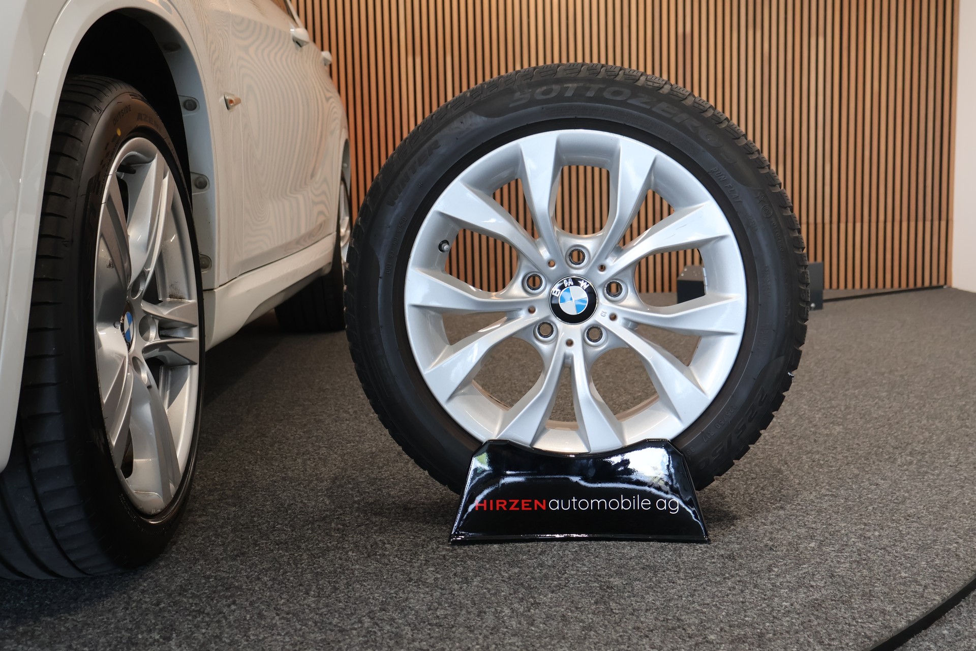 BMW X1 xDrive 28i Steptronic M Sport Paket-image-27