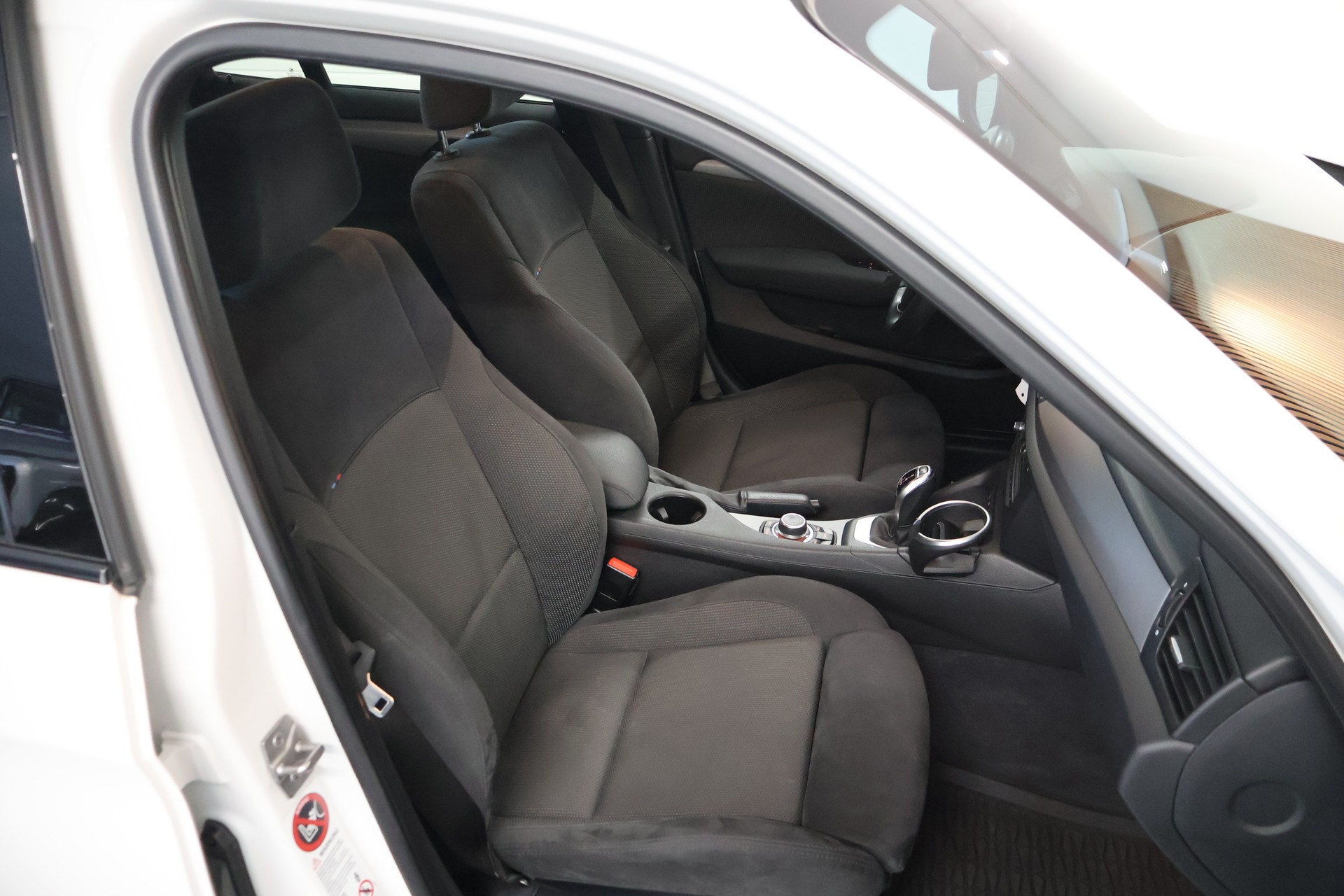 BMW X1 xDrive 28i Steptronic M Sport Paket-image-13