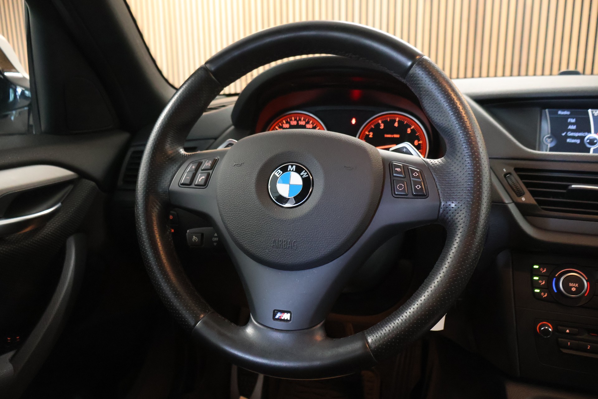 BMW X1 xDrive 28i Steptronic M Sport Paket-image-15