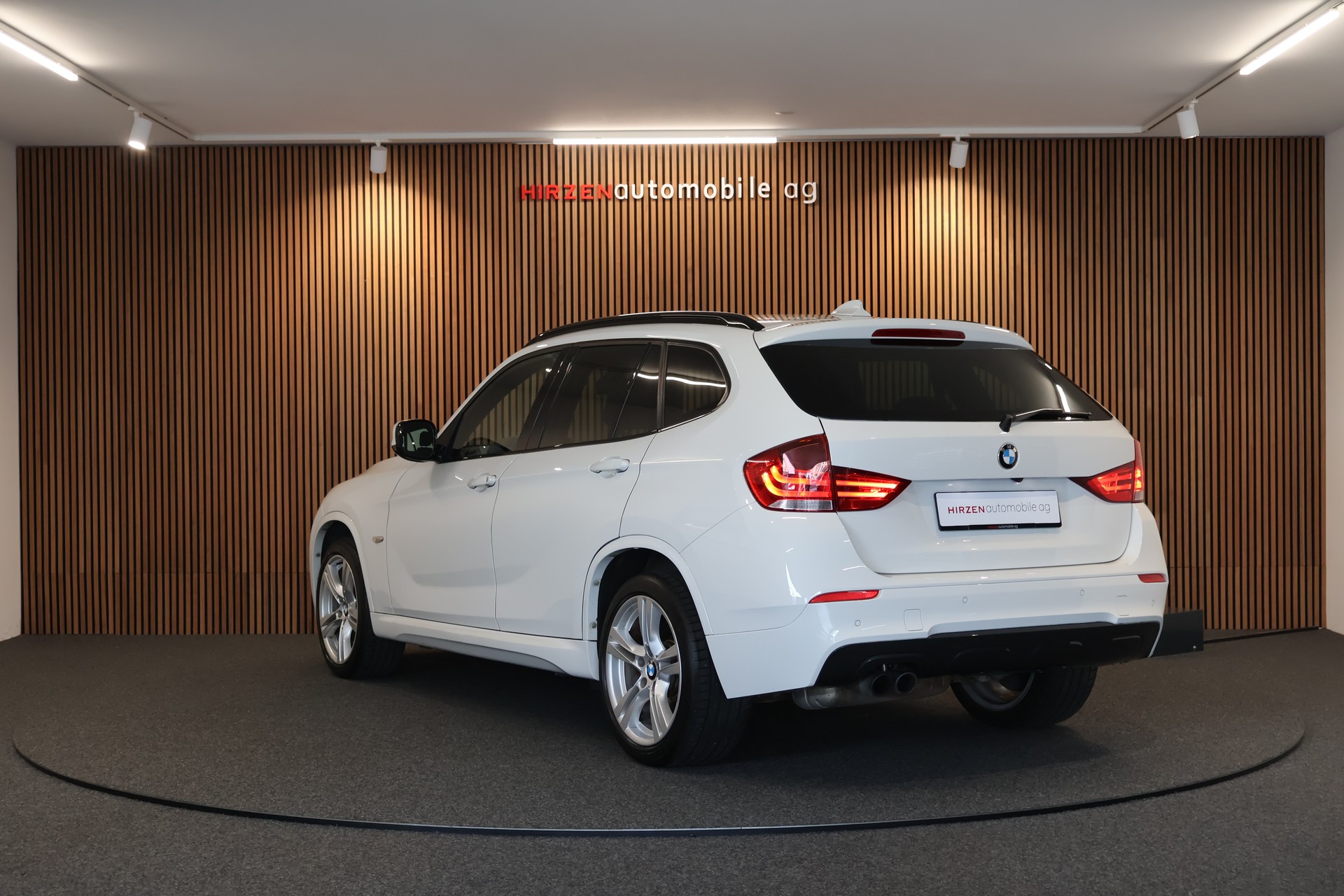 BMW X1 xDrive 28i Steptronic M Sport Paket-showroom-element-2