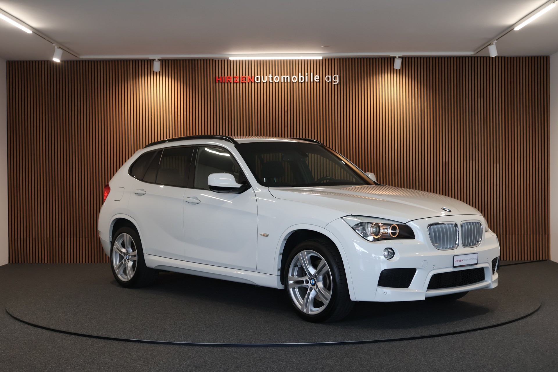 BMW X1 xDrive 28i Steptronic M Sport Paket-image-6