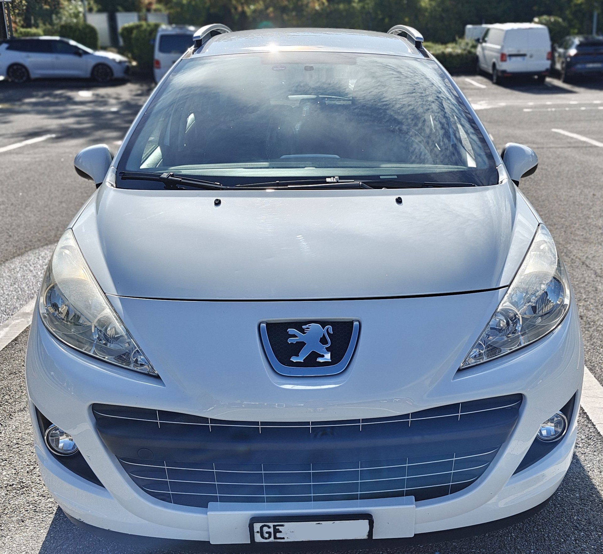 PEUGEOT 207-image-2