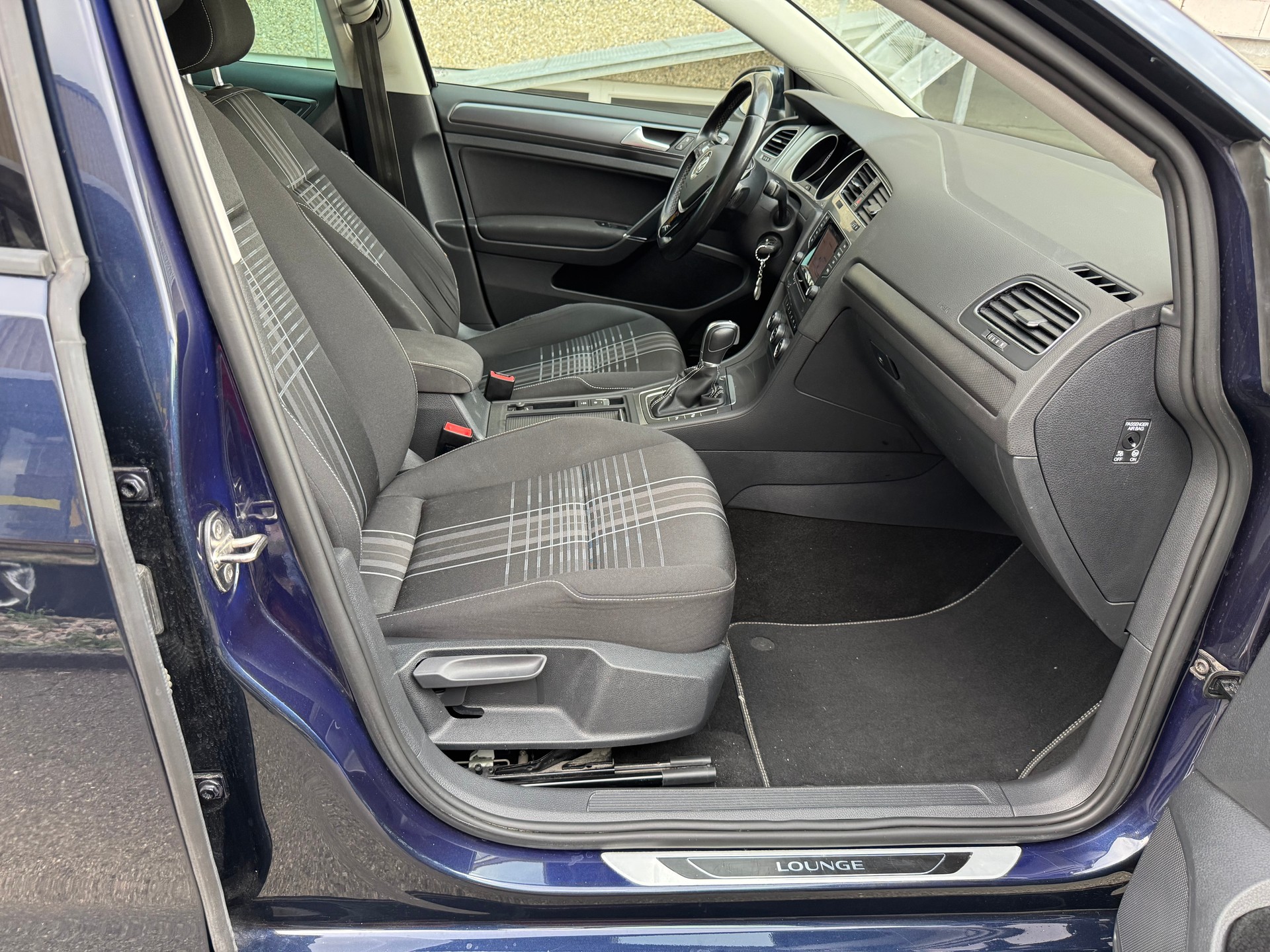 VW Golf 1.4 TSI Edition 40 DSG-image-4