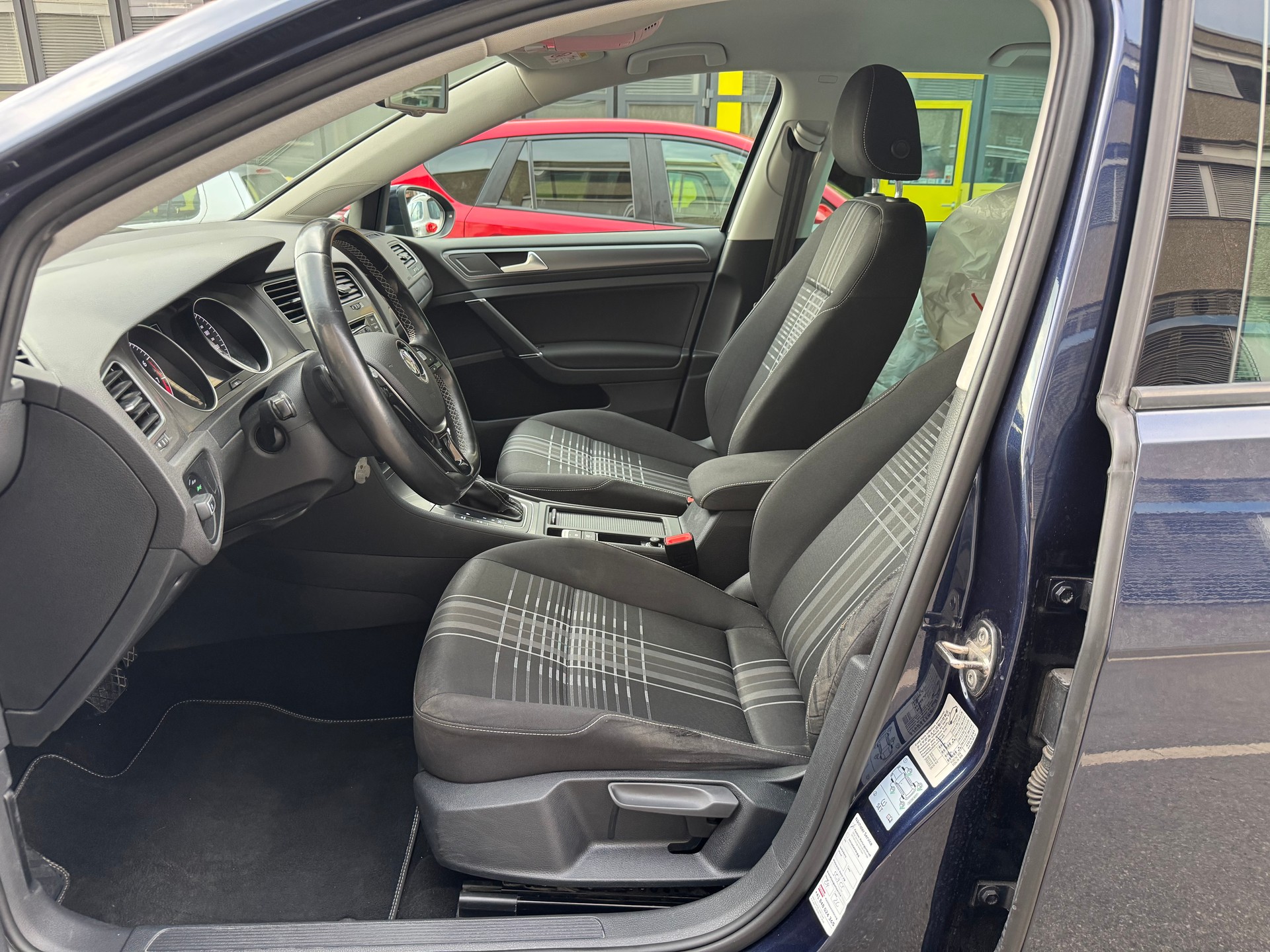 VW Golf 1.4 TSI Edition 40 DSG-image-6