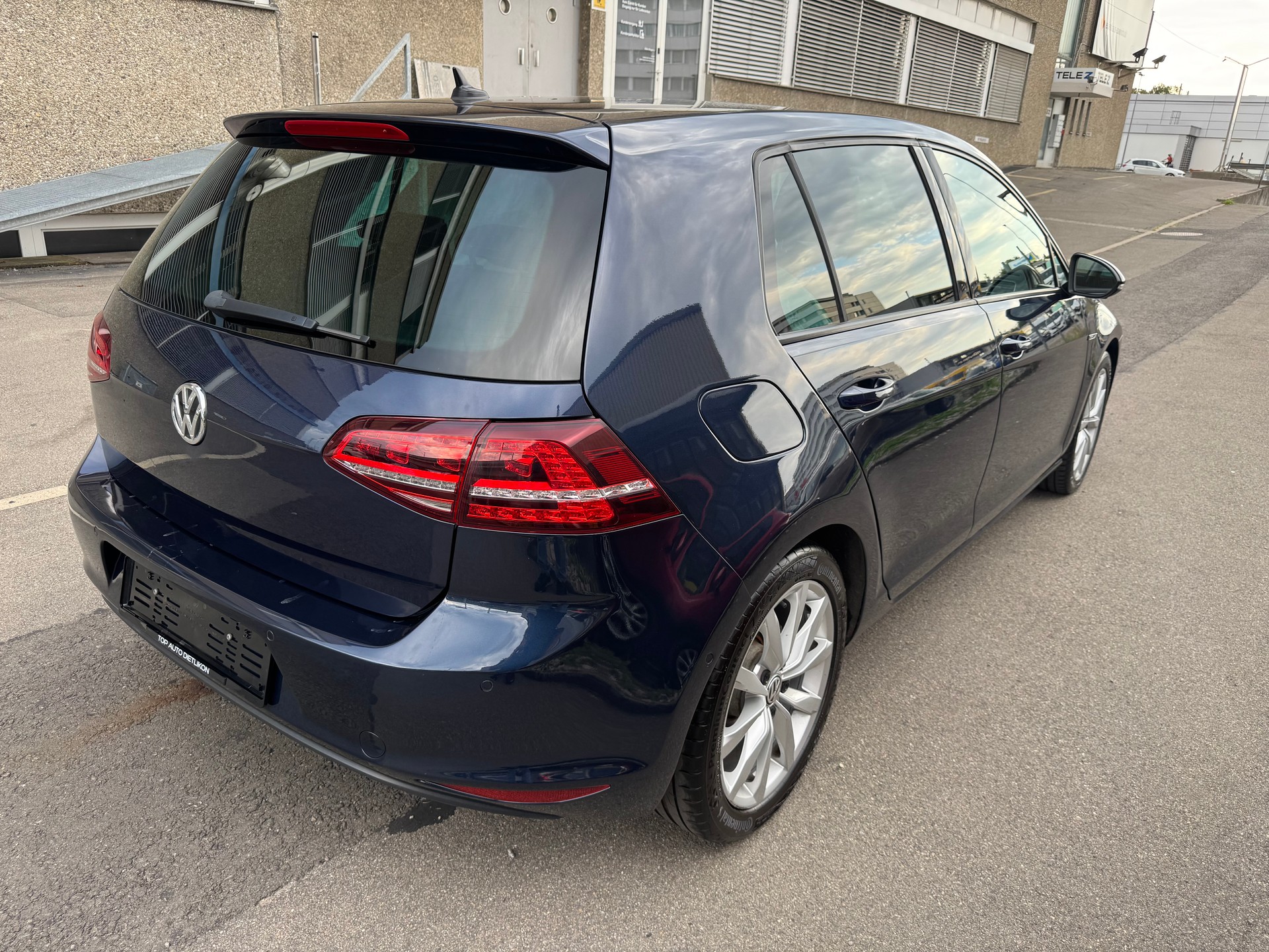 VW Golf 1.4 TSI Edition 40 DSG-image-2