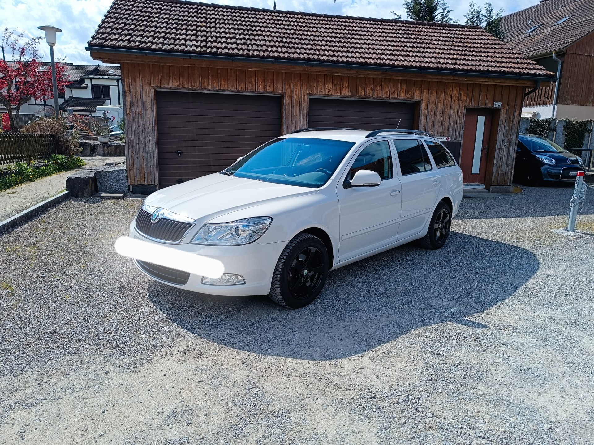 SKODA 1.4 TSI Abe.Family DSG-image-0