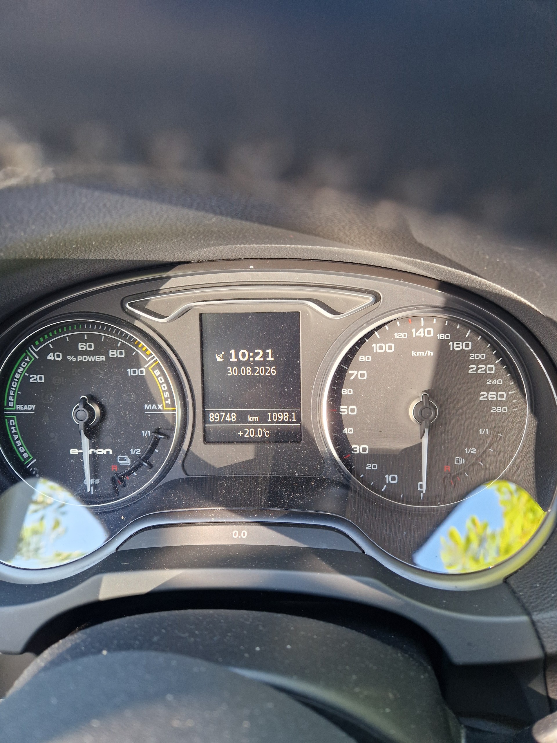 AUDI A3 Sportback 1.4 e-tron Ambition S-tronic-image-10