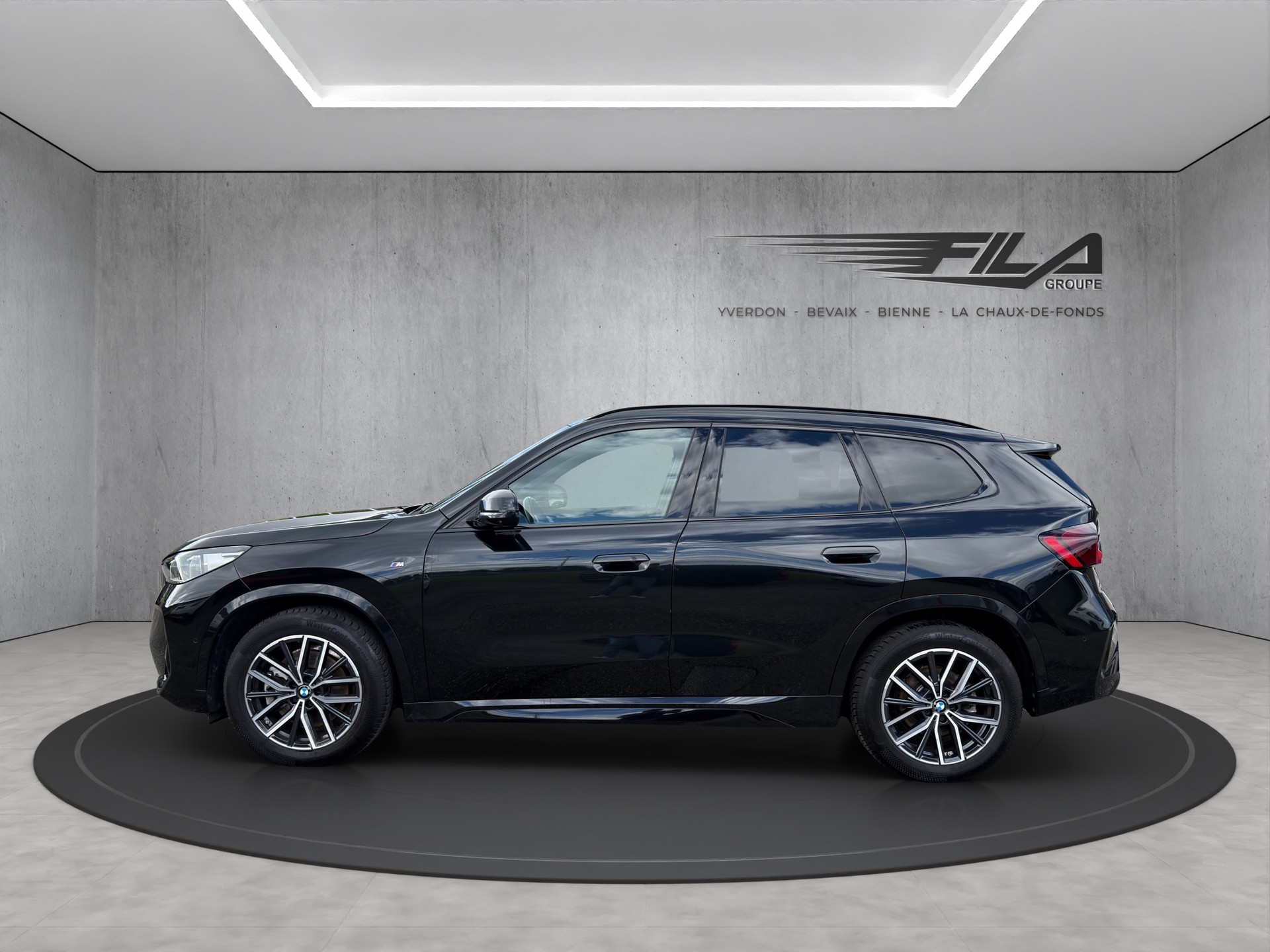BMW X1 U11 23i xDrive-image-3