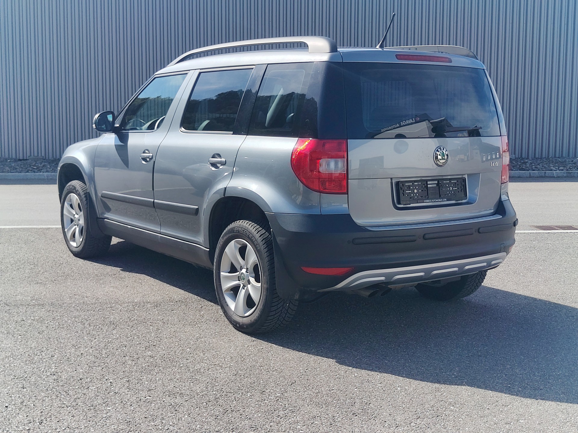 SKODA Yeti 2.0 TDI Ambition 4x4 DSG-showroom-element-2