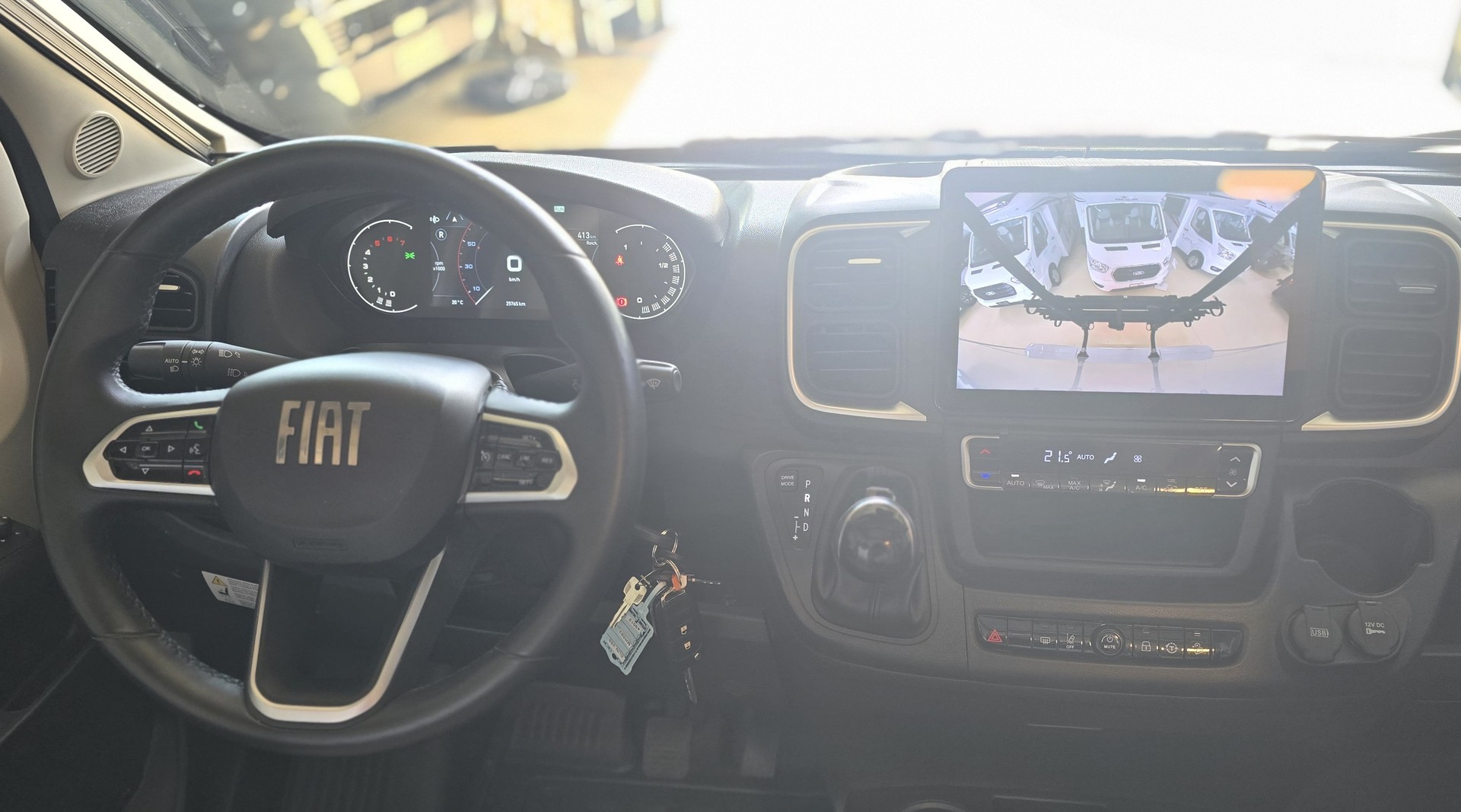 SUNLIGHT V 66 "Adventure Edition" / Fiat Ducato 2.2MJT 140PS- ACC-image-15