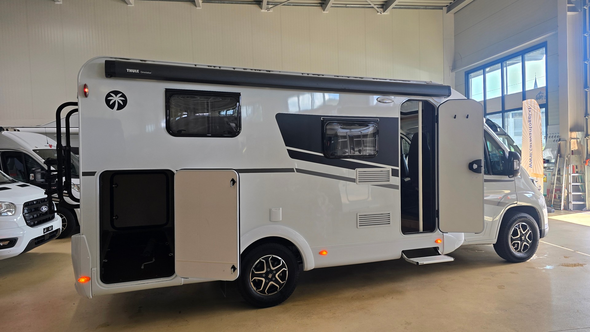 SUNLIGHT V 66 "Adventure Edition" / Fiat Ducato 2.2MJT 140PS- ACC-image-3