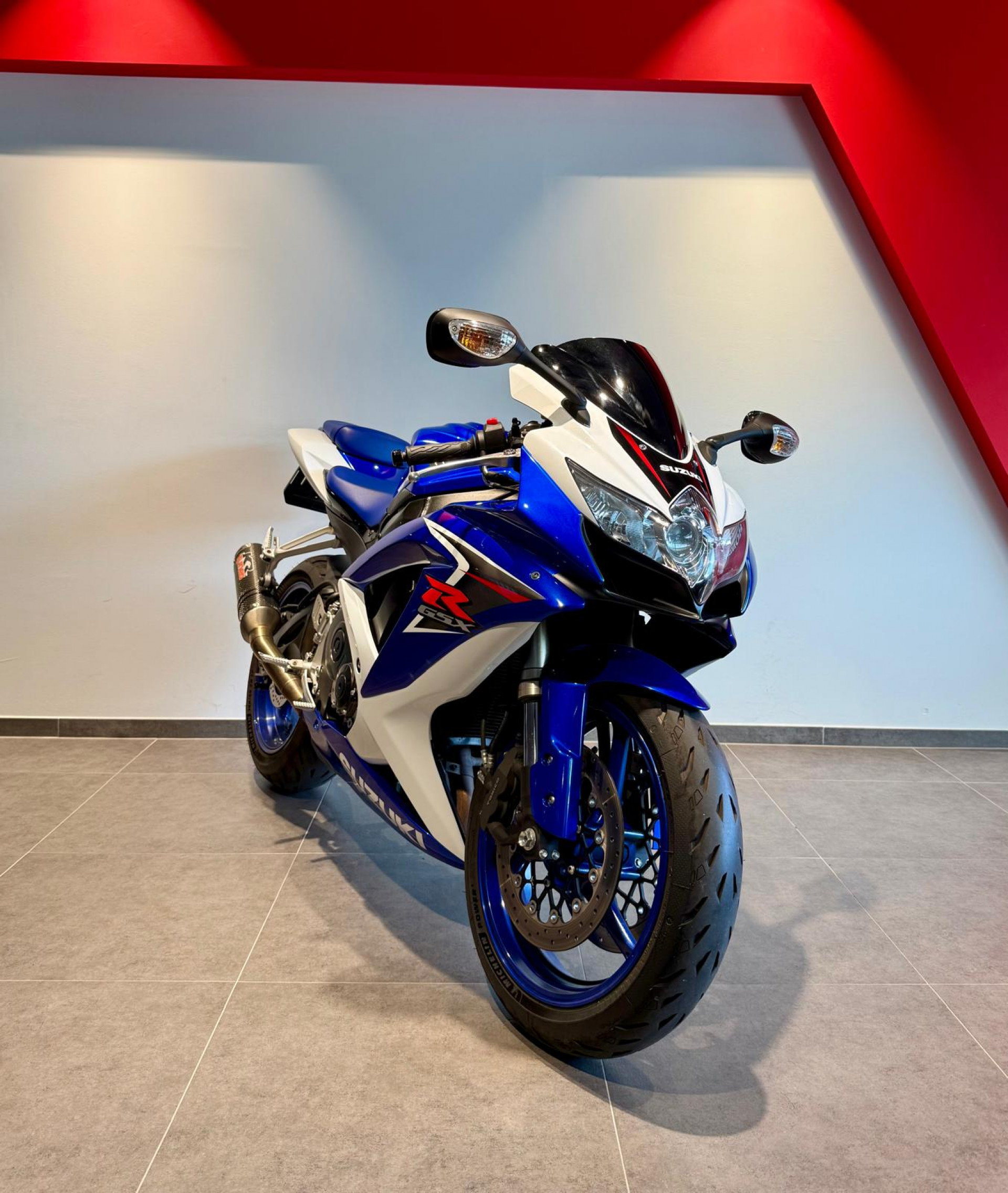 SUZUKI GSX-R 600