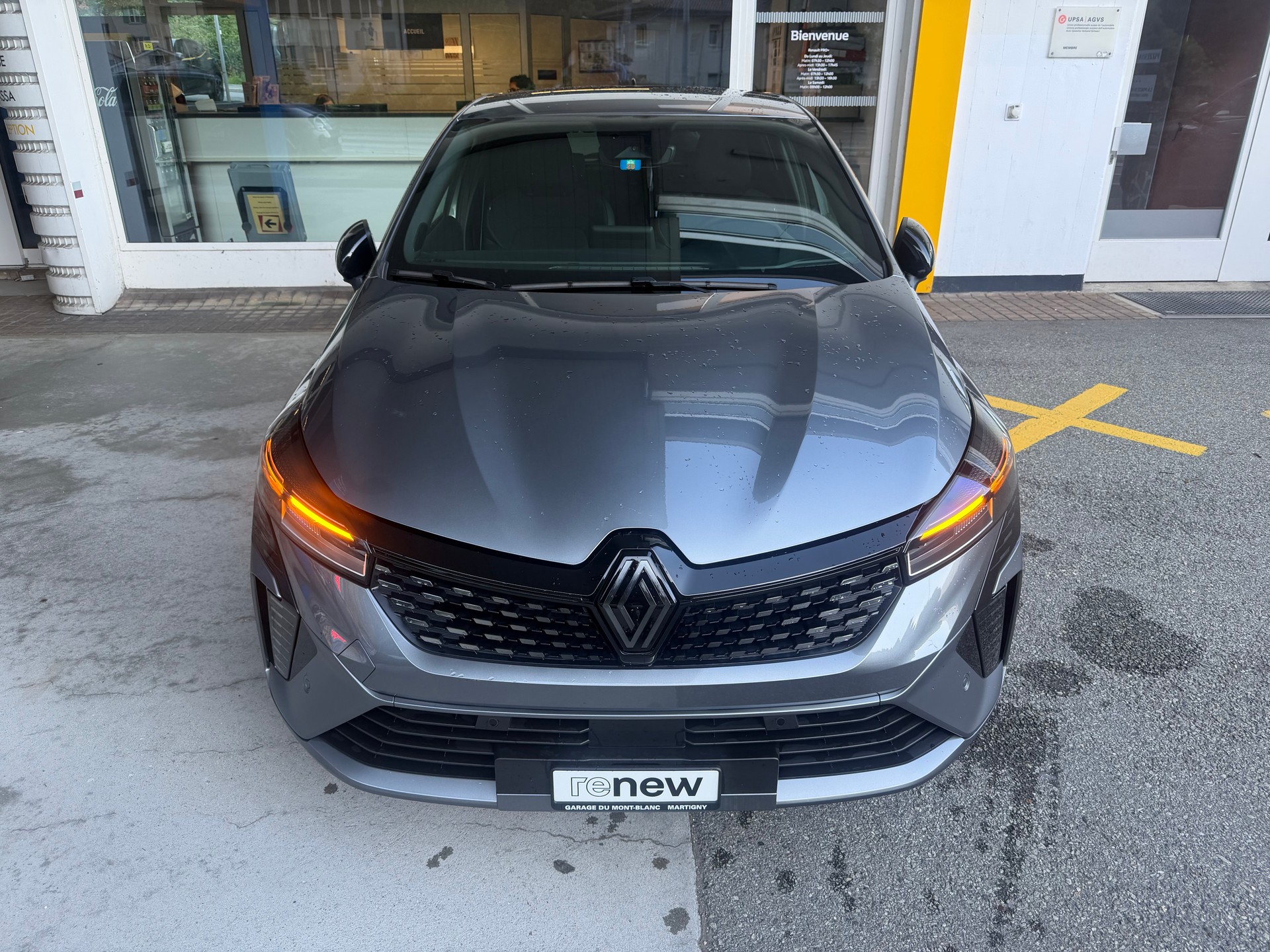 RENAULT Clio 1.6 E-Tech Esprit Alpine-image-4