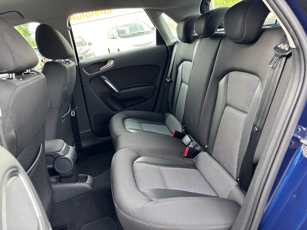AUDI A1 Sportback 1.4 TFSI Design S-tronic-image-12
