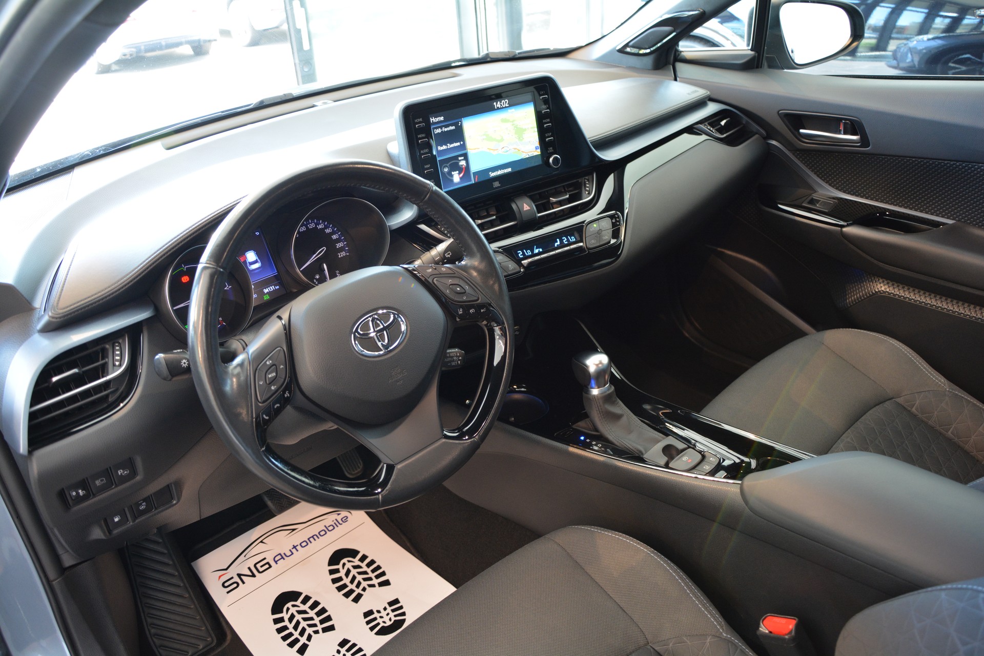 TOYOTA C-HR 2.0 HSD CVT Style-image-9