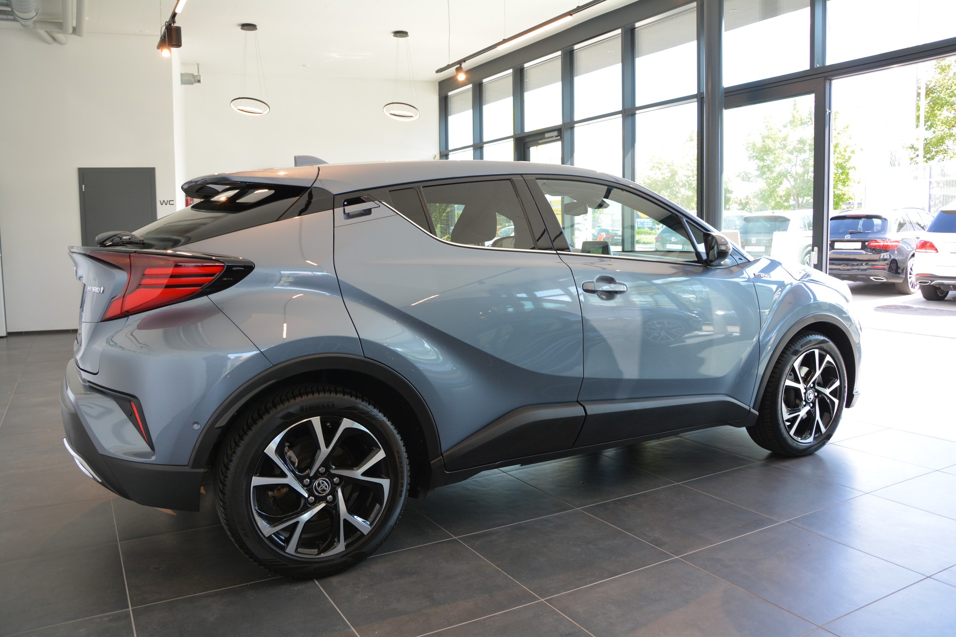 TOYOTA C-HR 2.0 HSD CVT Style-image-6