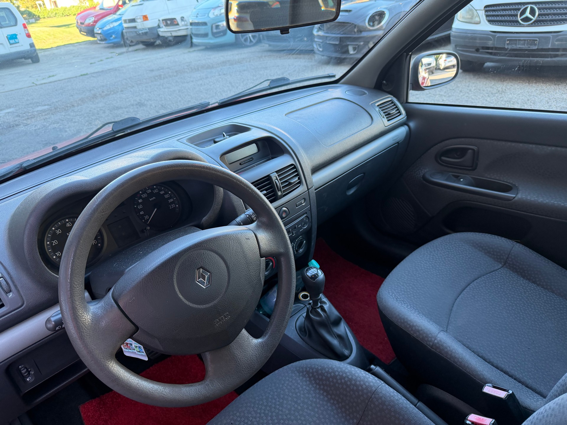 RENAULT Clio 1.2 16V Storia-image-3