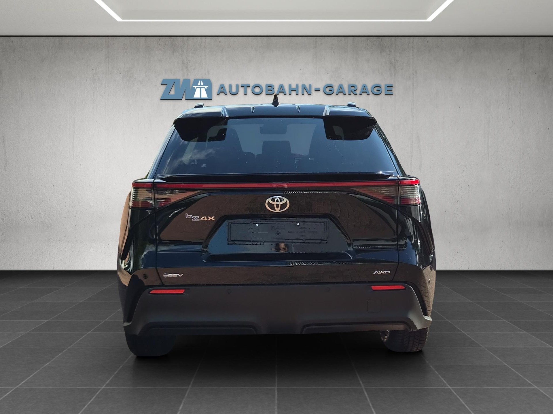 TOYOTA bZ4X Premium AWD-image-3