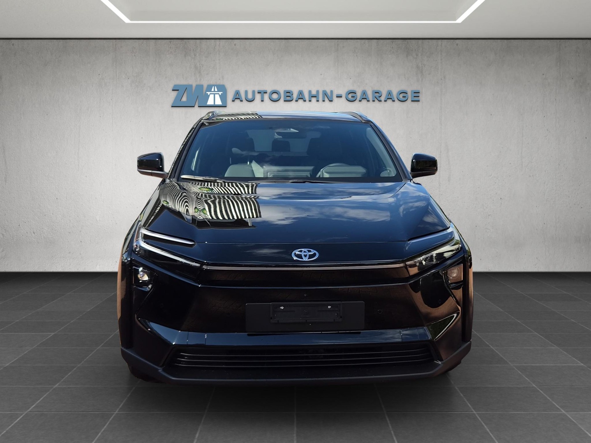 TOYOTA bZ4X Premium AWD-image-7