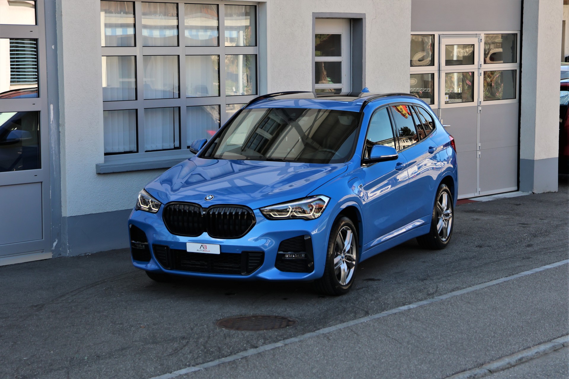 BMW X1 xDrive 25e M Sport Steptronic (CH)-image-0