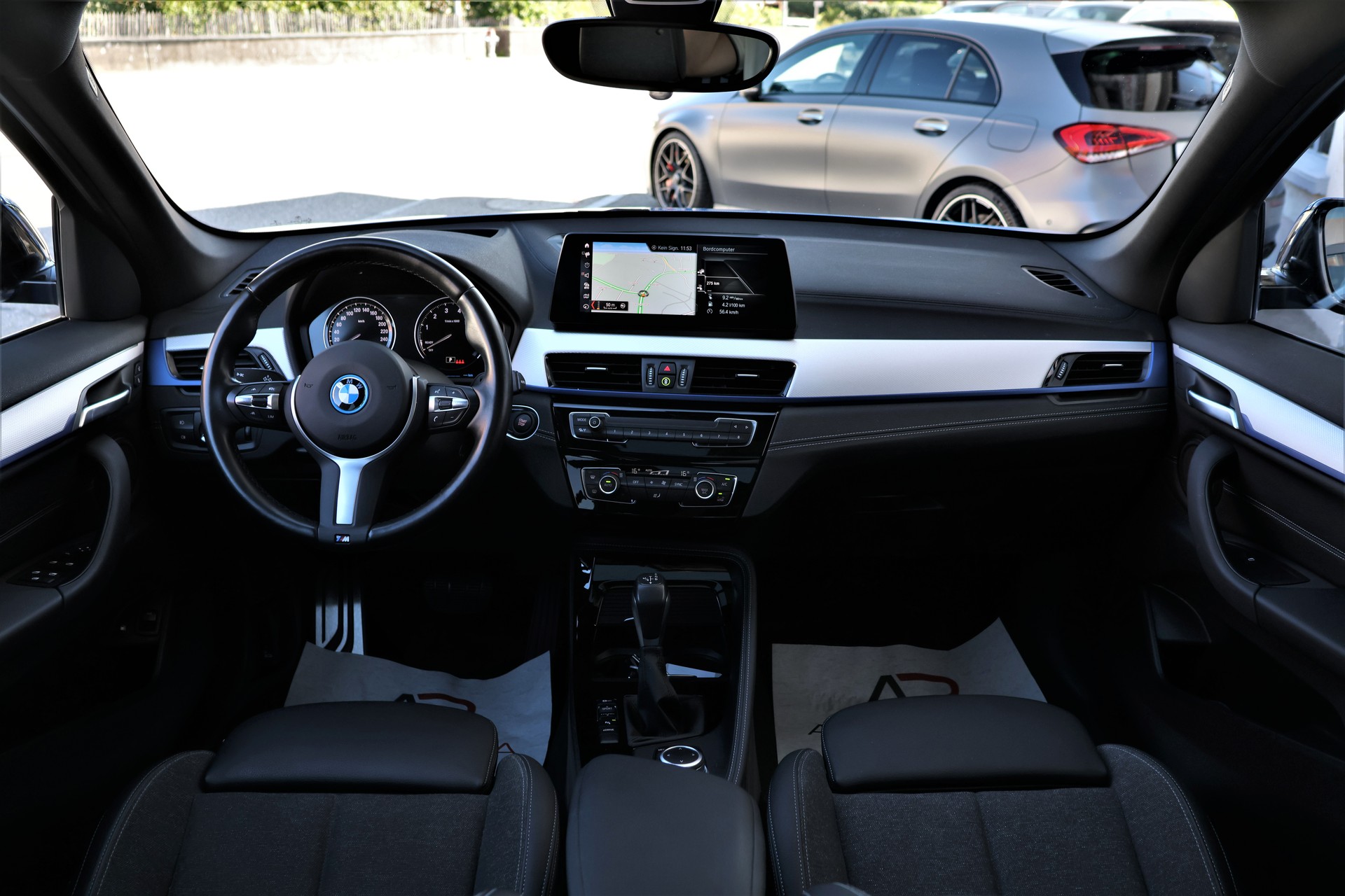 BMW X1 xDrive 25e M Sport Steptronic (CH)-image-13