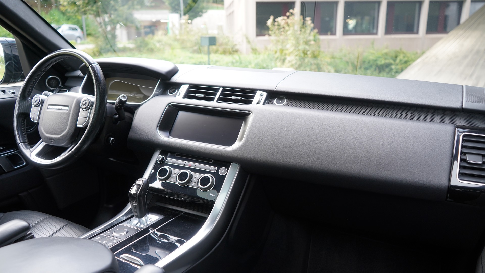 LAND ROVER Range Rover Sport 3.0 SDV6 HSE Dynamic Automatic-image-9