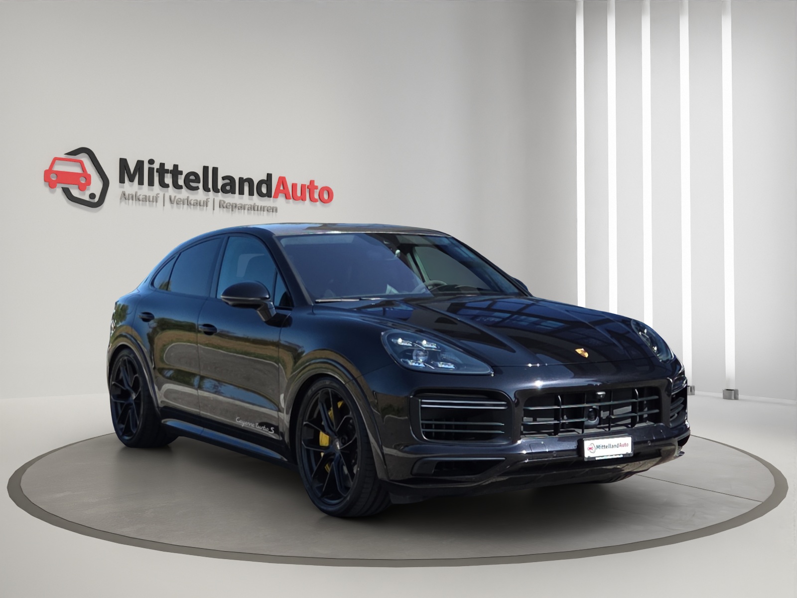 PORSCHE Cayenne Turbo Coupé S E-Hybrid-image-2
