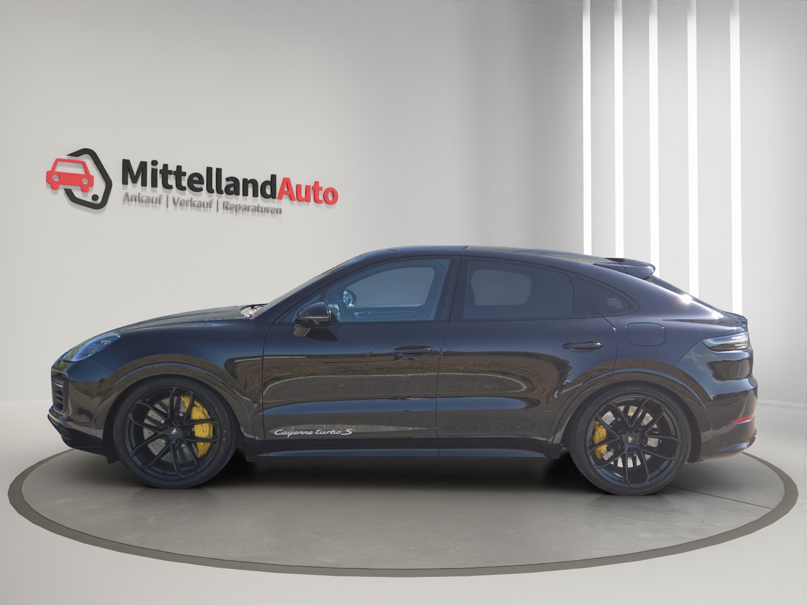 PORSCHE Cayenne Turbo Coupé S E-Hybrid-image-4