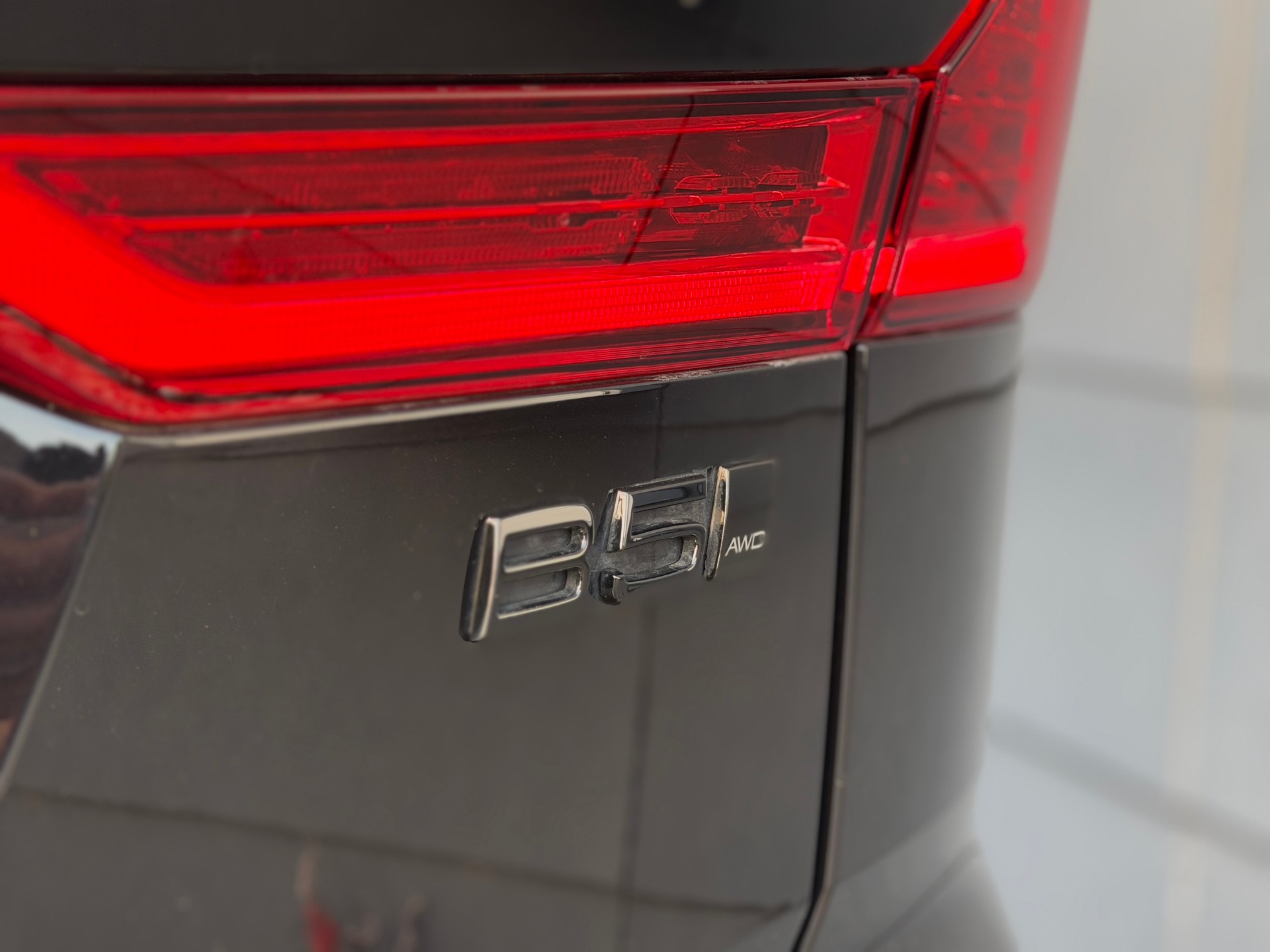 VOLVO XC60 B5 Benzin Mild Hybrid AWD Black Edition Geartronic-image-12
