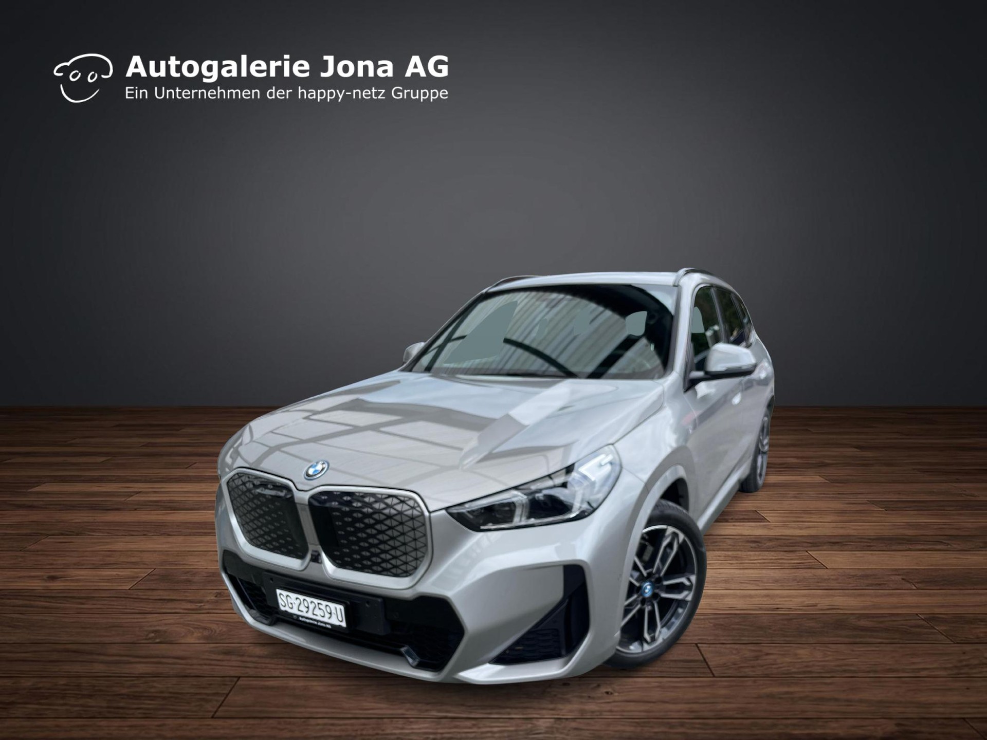 BMW iX1 30 xDrive-image-0