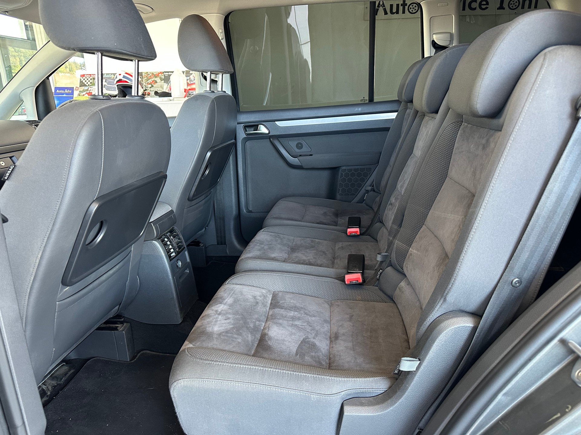 VW CrossTouran 1.4 TSI-image-10