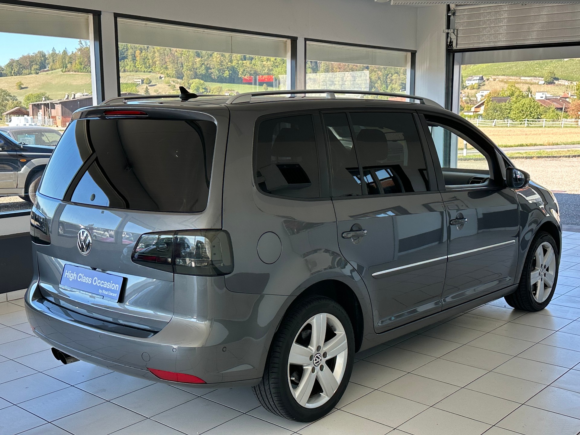 VW CrossTouran 1.4 TSI-image-3