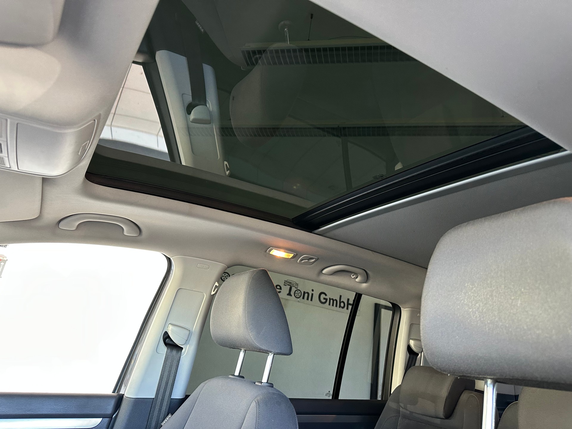 VW CrossTouran 1.4 TSI-image-12