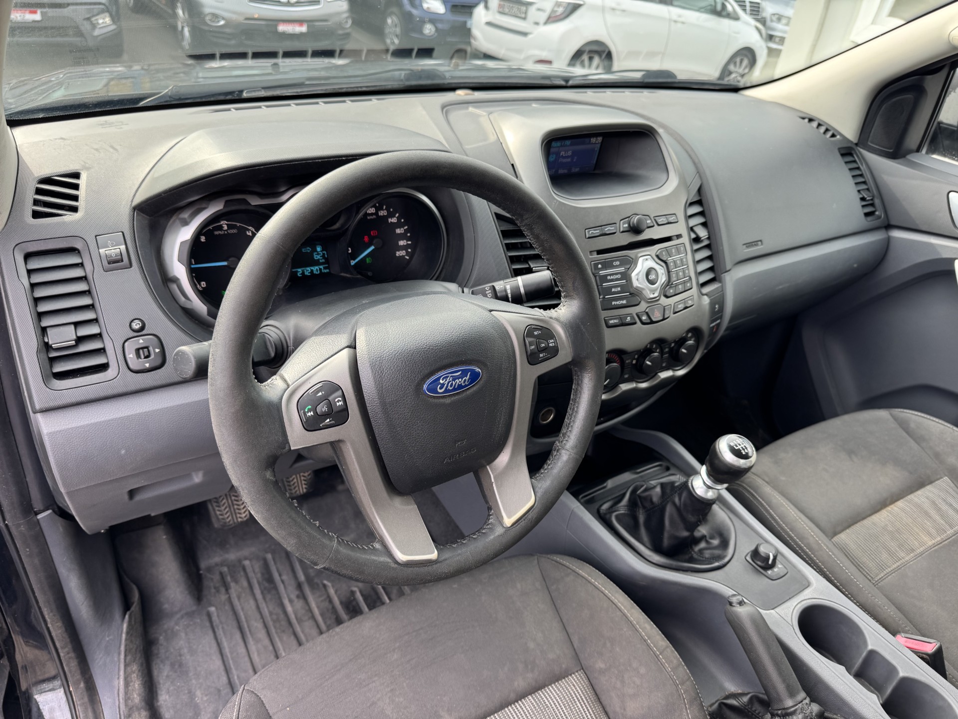 FORD Ranger XLT 2.2 TDCi 4x4-image-8