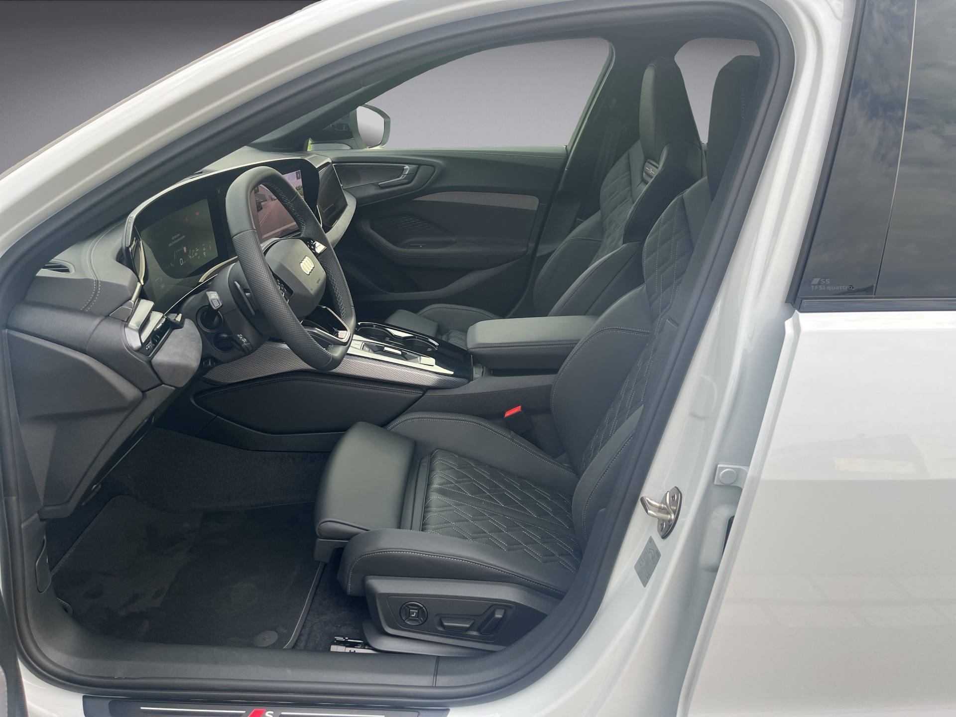 AUDI S5 Limousine TFSI quattro S tronic*Standheizung, AHK, B&O Sound, Panodach, (5-Jahre Garantie)-image-8