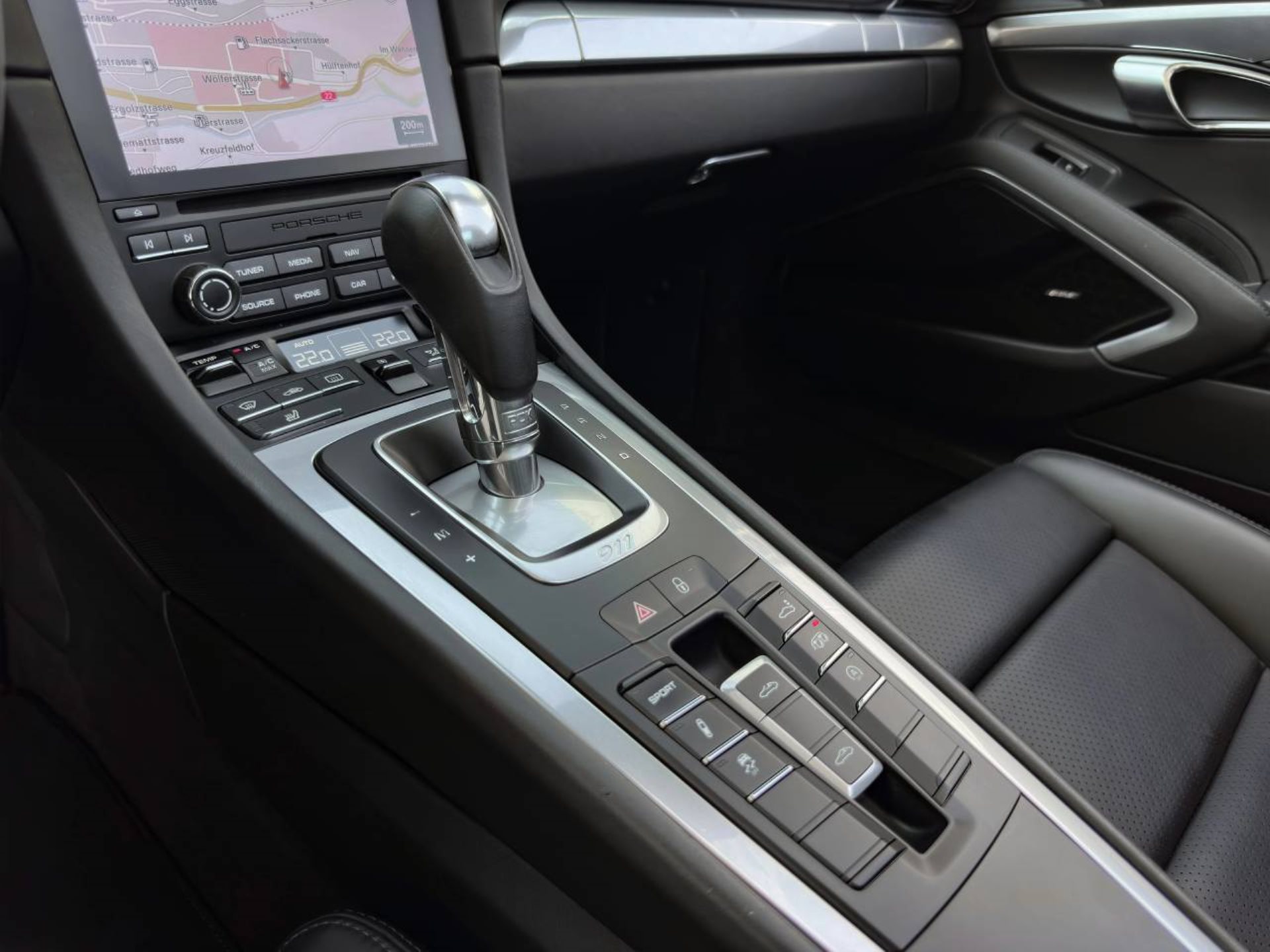 PORSCHE 911 Targa 4S-image-29