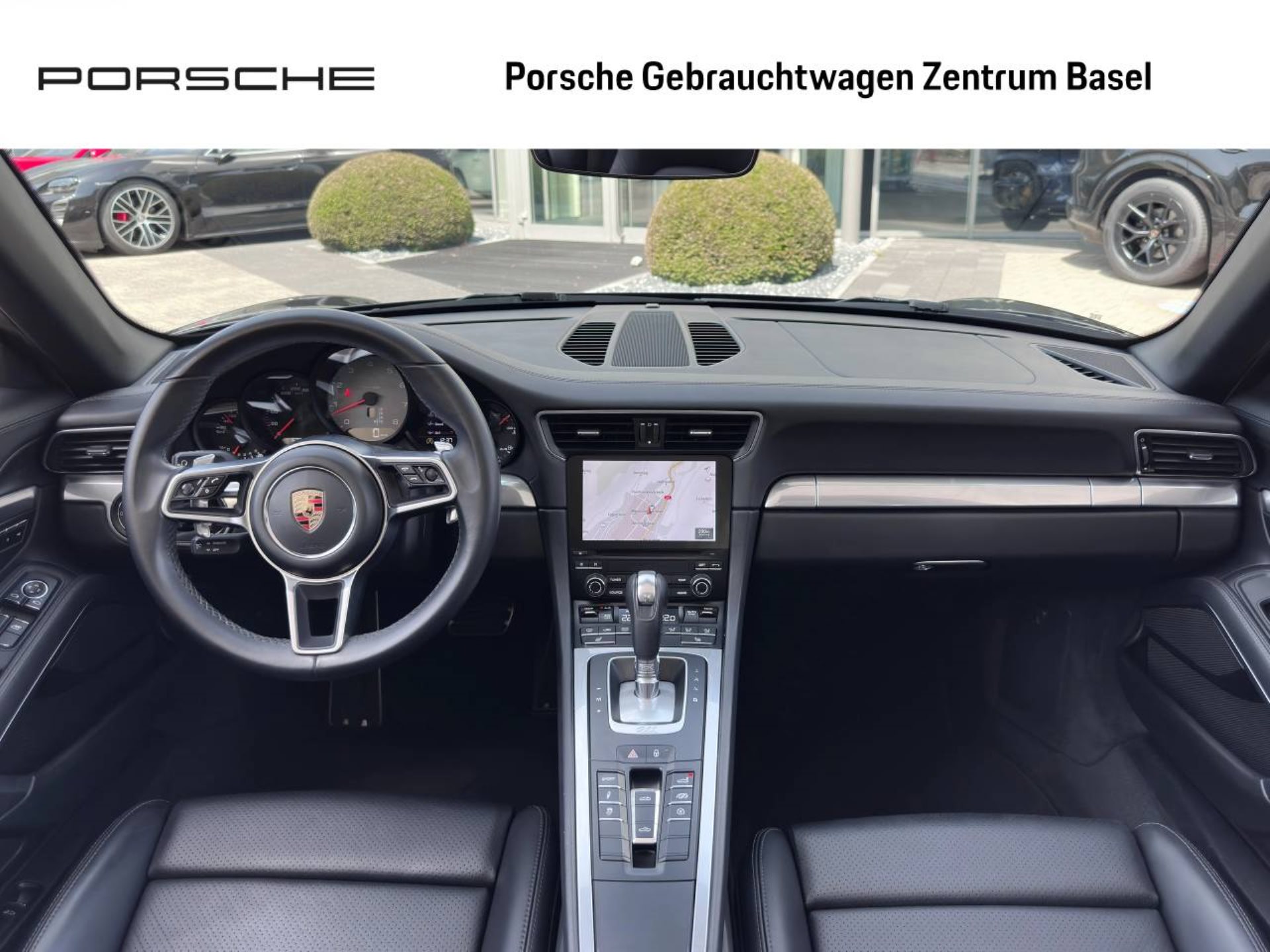 PORSCHE 911 Targa 4S-image-3