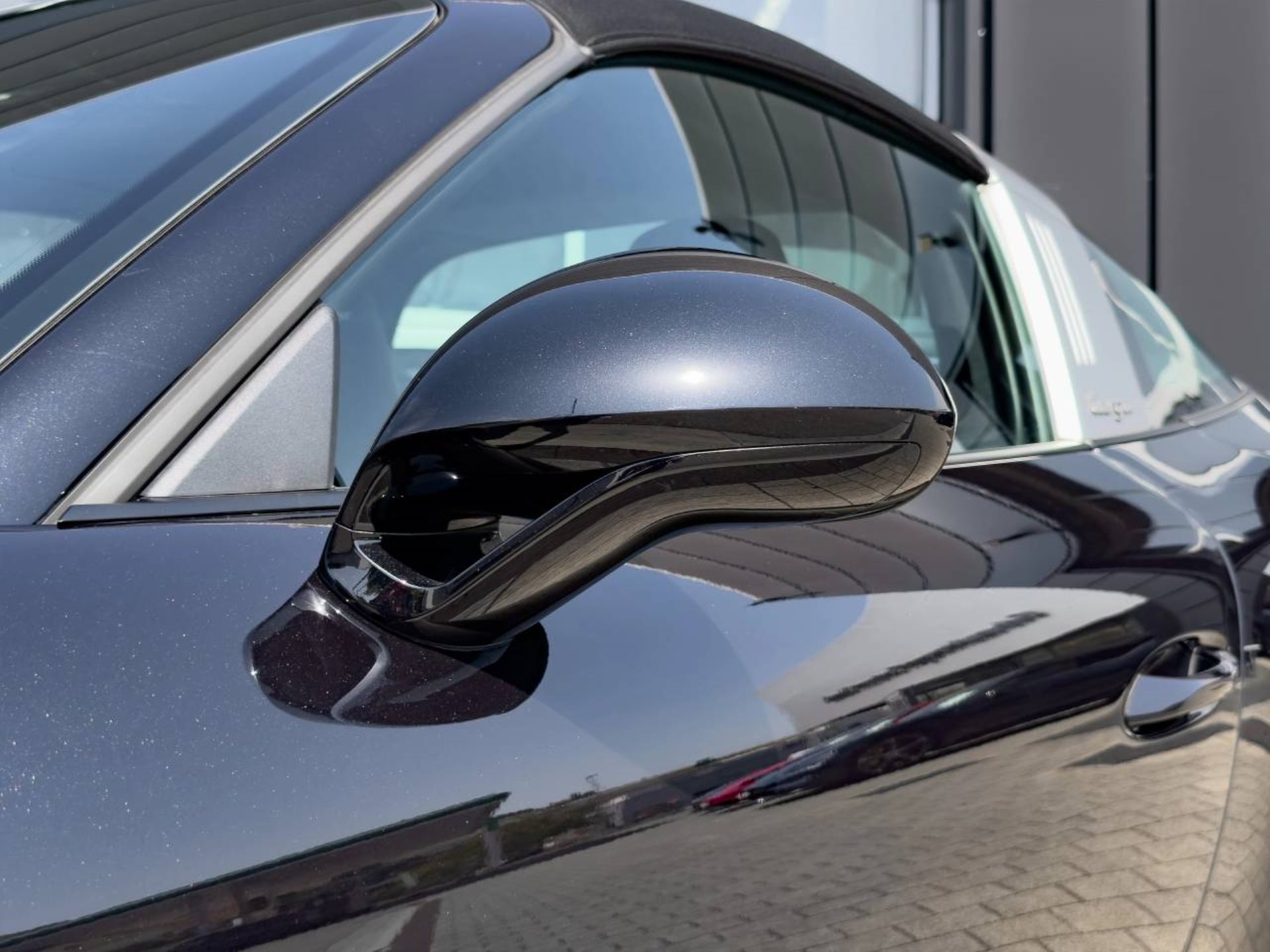 PORSCHE 911 Targa 4S-image-12