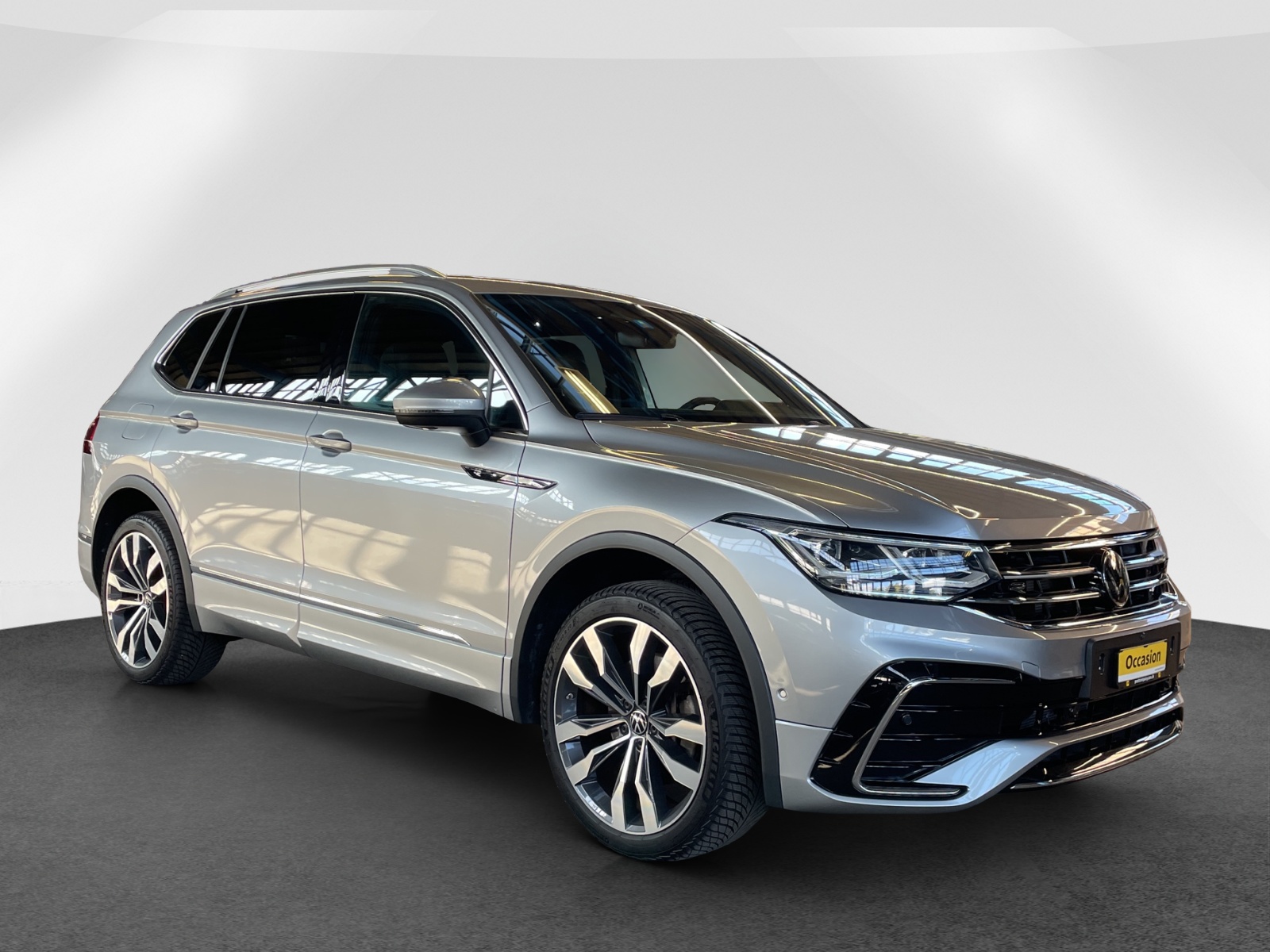 VW Tiguan Allspace 2.0 TSI R-Line DSG-image-0