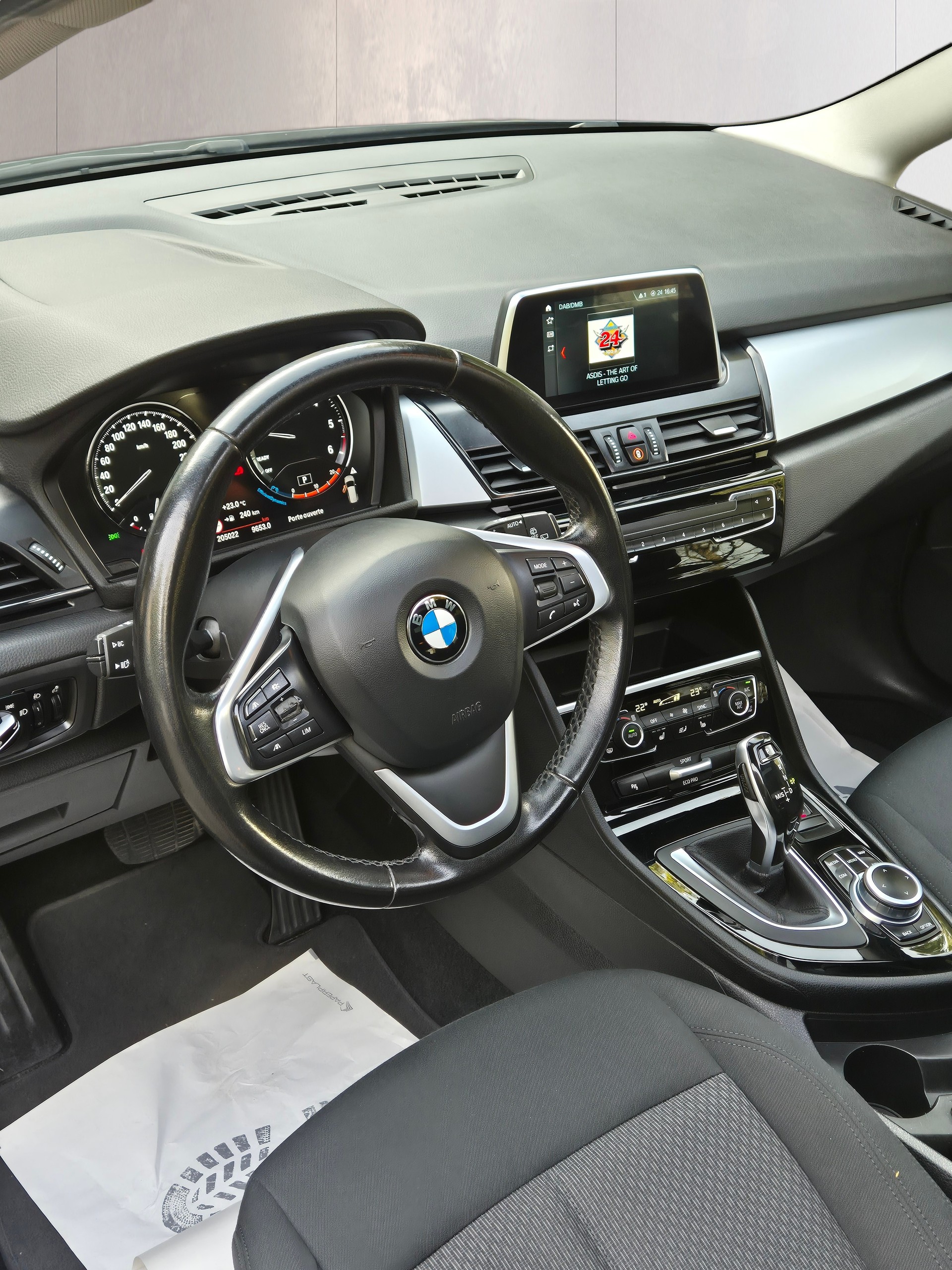 BMW 218d xDrive Gran Tourer Steptronic-image-9
