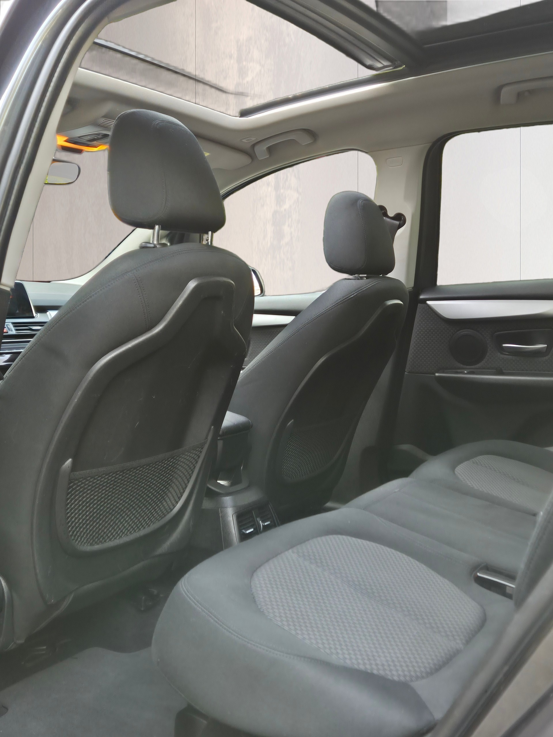 BMW 218d xDrive Gran Tourer Steptronic-image-10