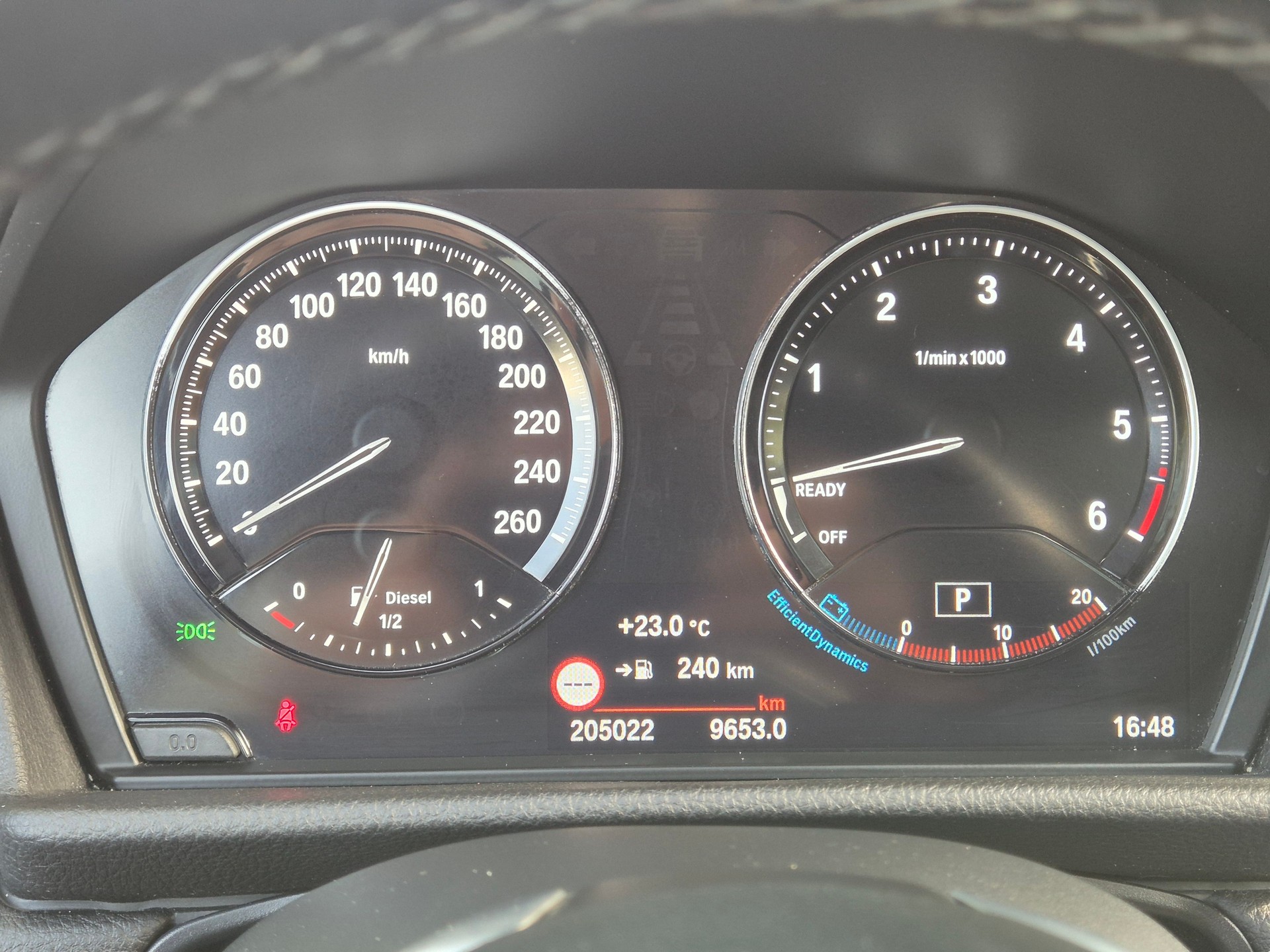 BMW 218d xDrive Gran Tourer Steptronic-image-16